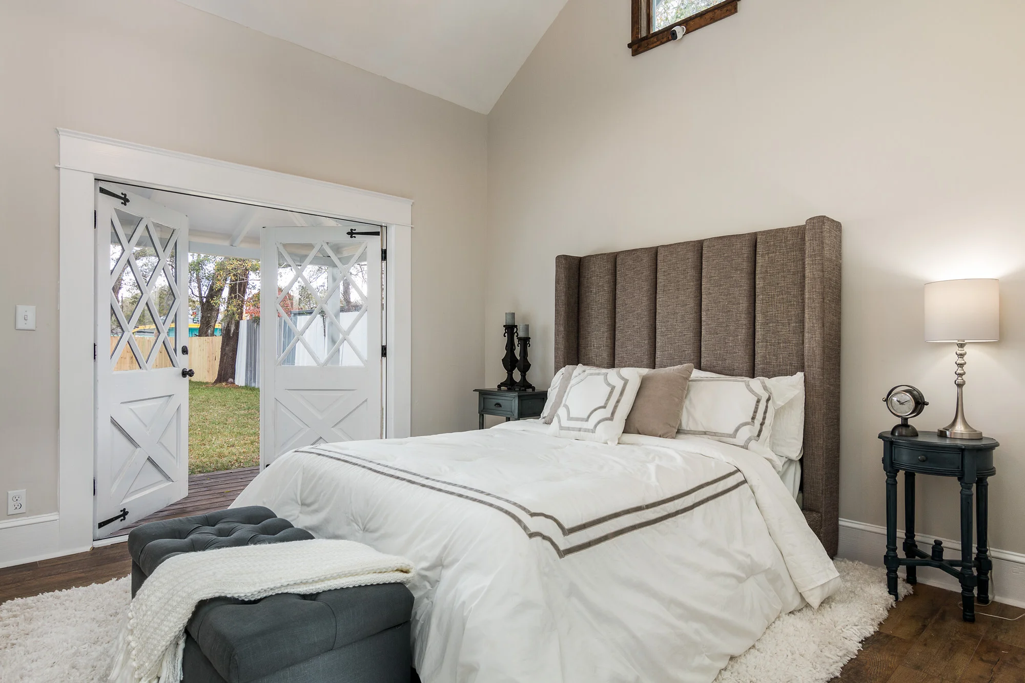 Web - 934 E Giddens Ave - Tack Sharp Media -19.jpg