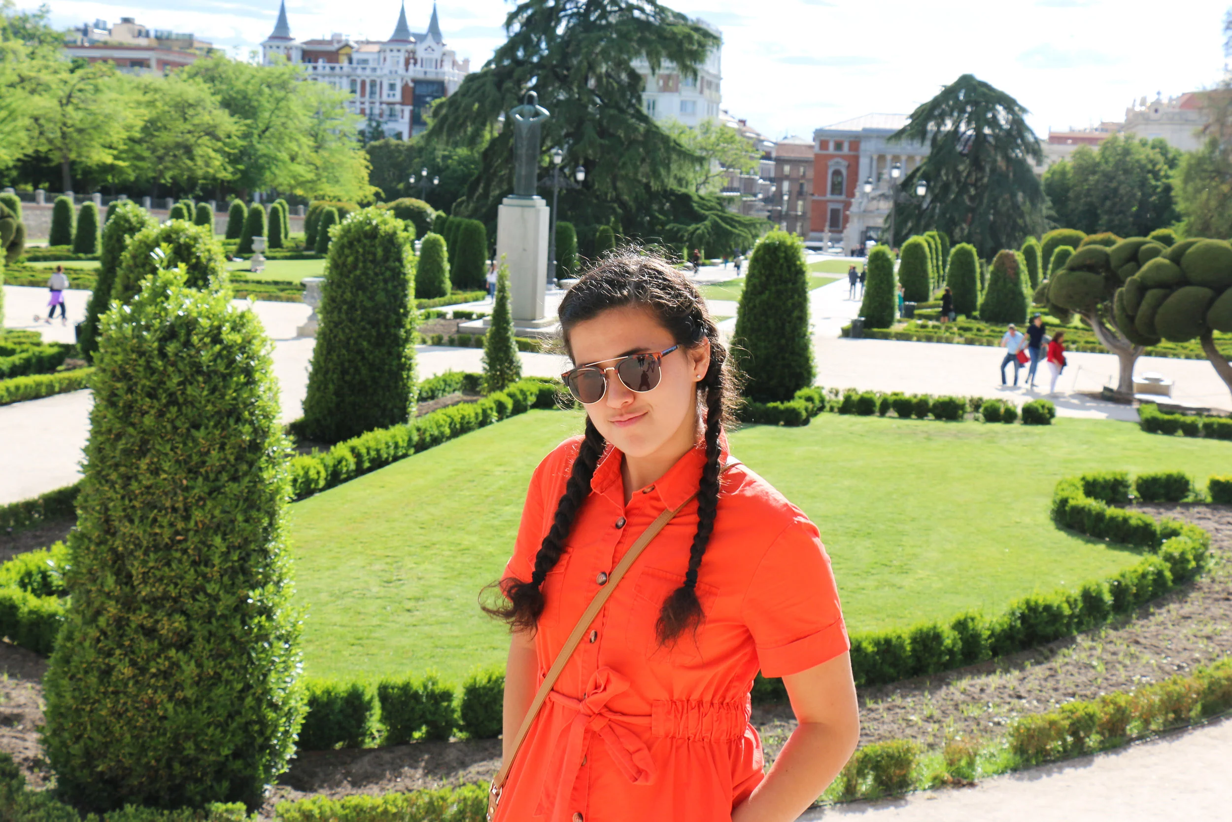 “Broad Campus:” striving toward authenticity with help from Ilana Glazer