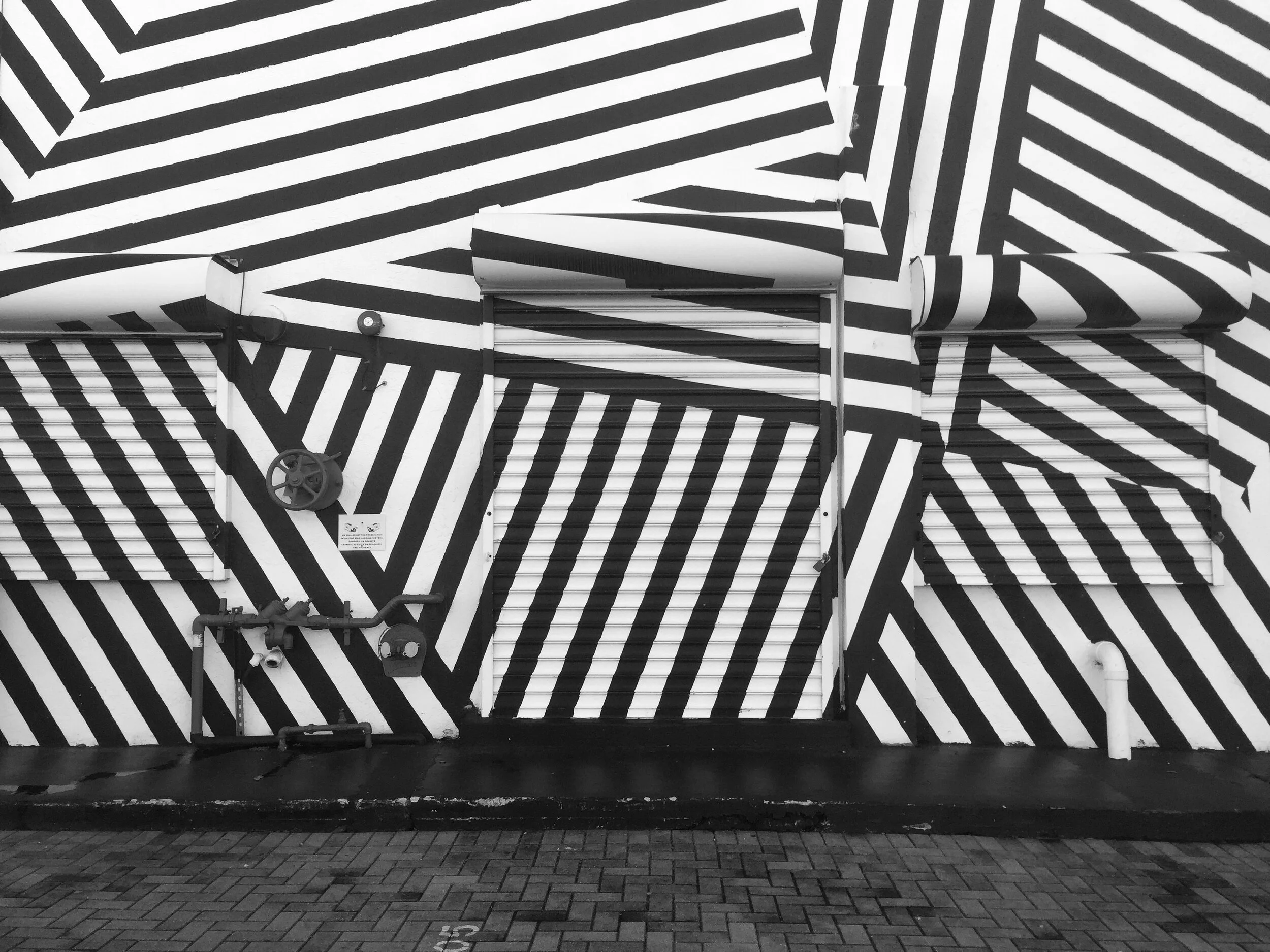 PHOTO ESSAY: Illusion