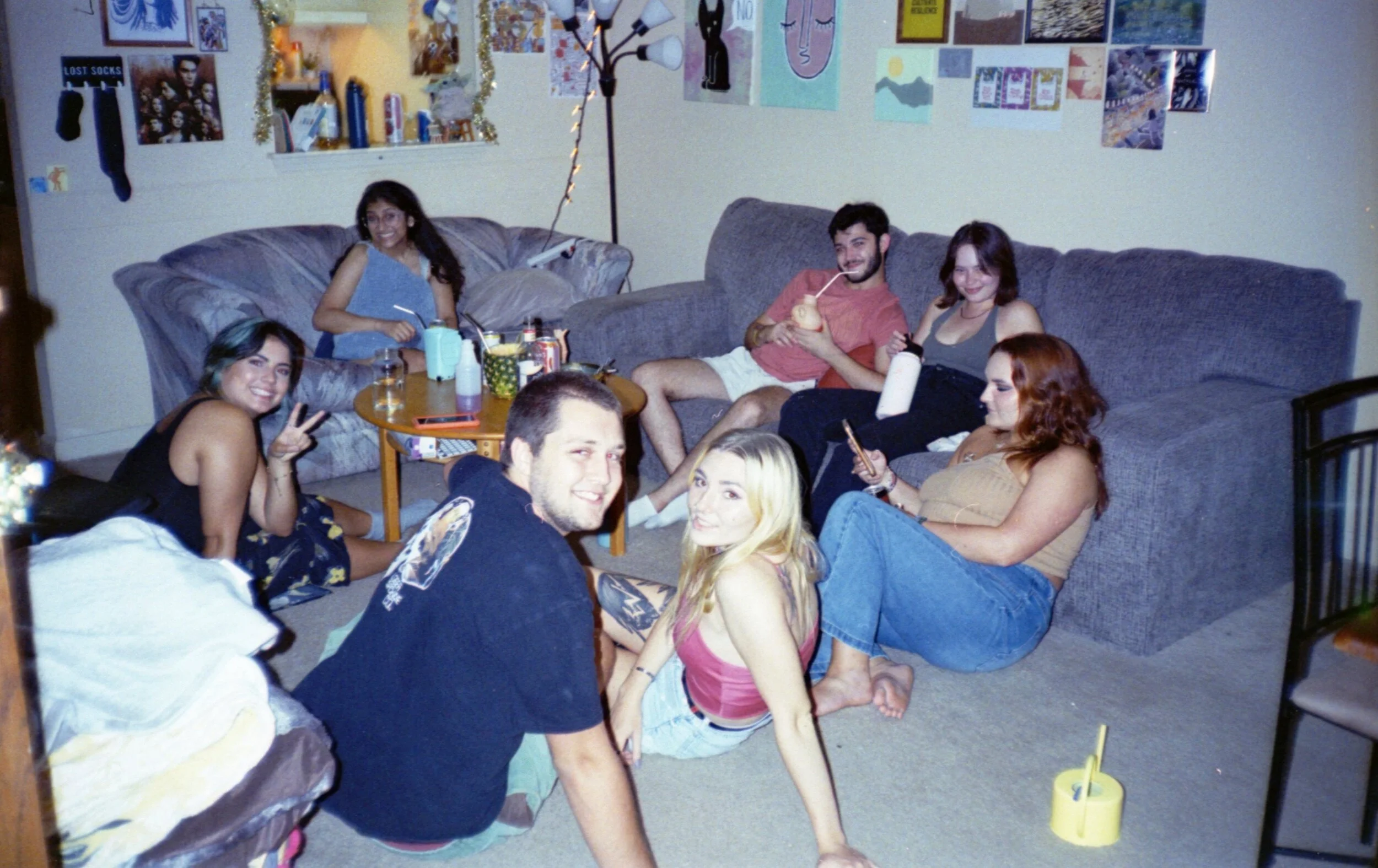 MEDIA CHALLENGE: Friendsgiving