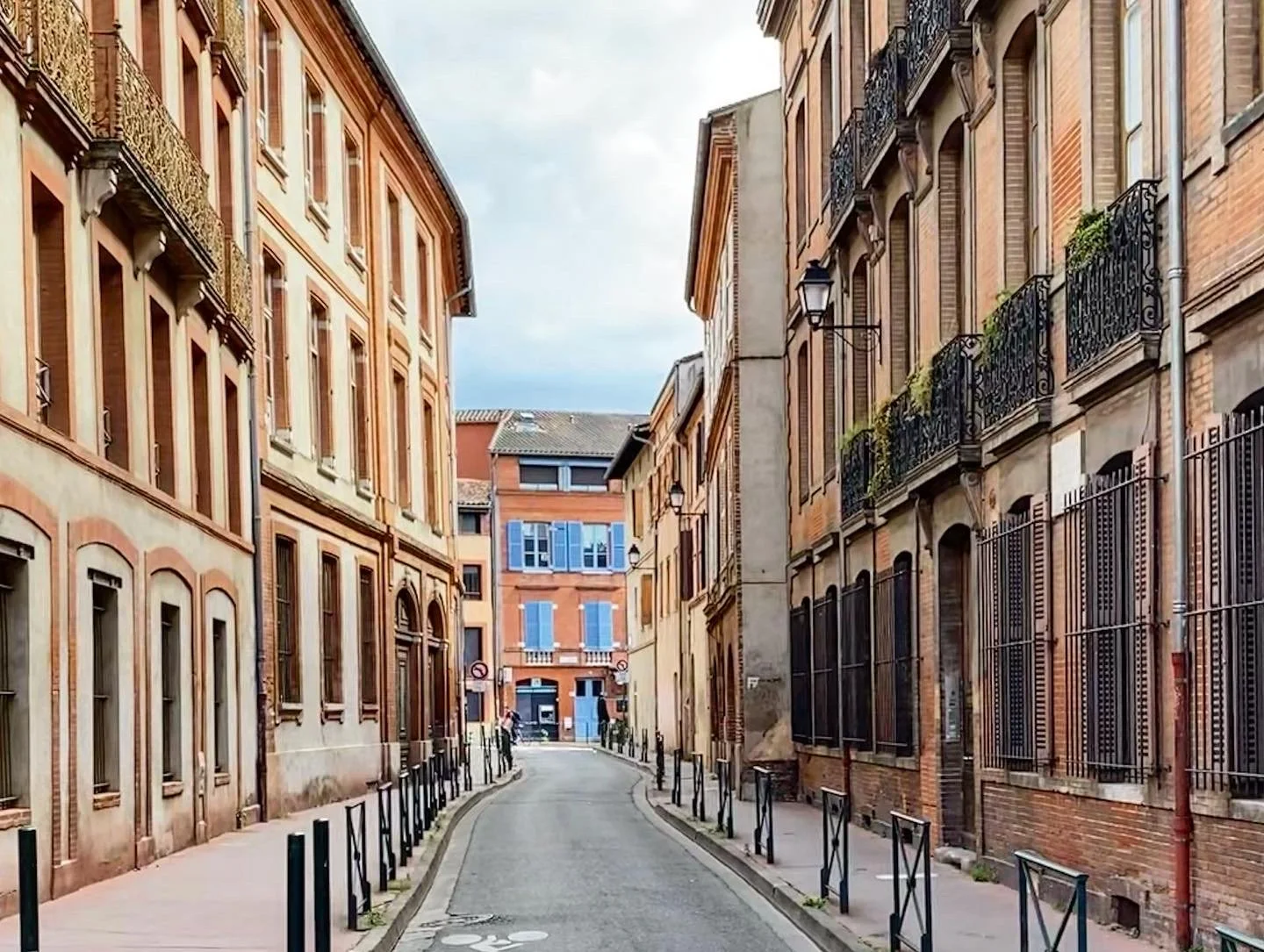 Southern France Charm Infuses Toulouse