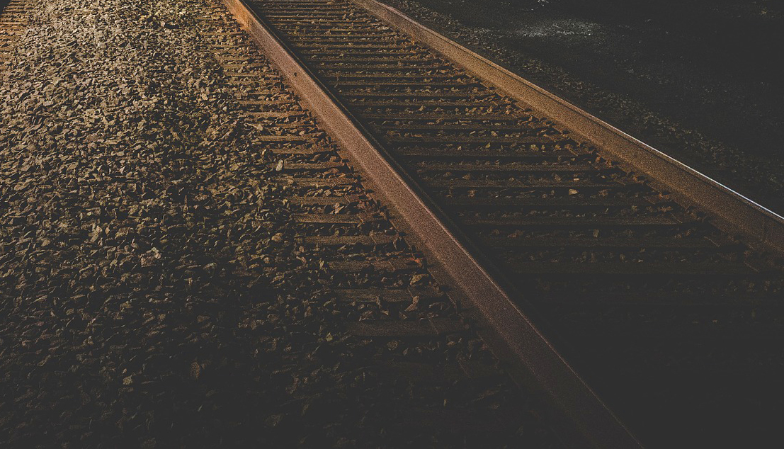 tracks-mod.jpg
