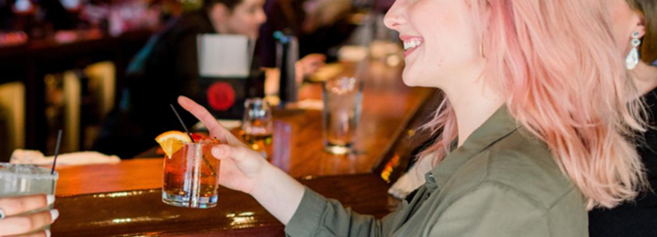 Mocktails &amp; More: Alternative Drinks in Green Bay