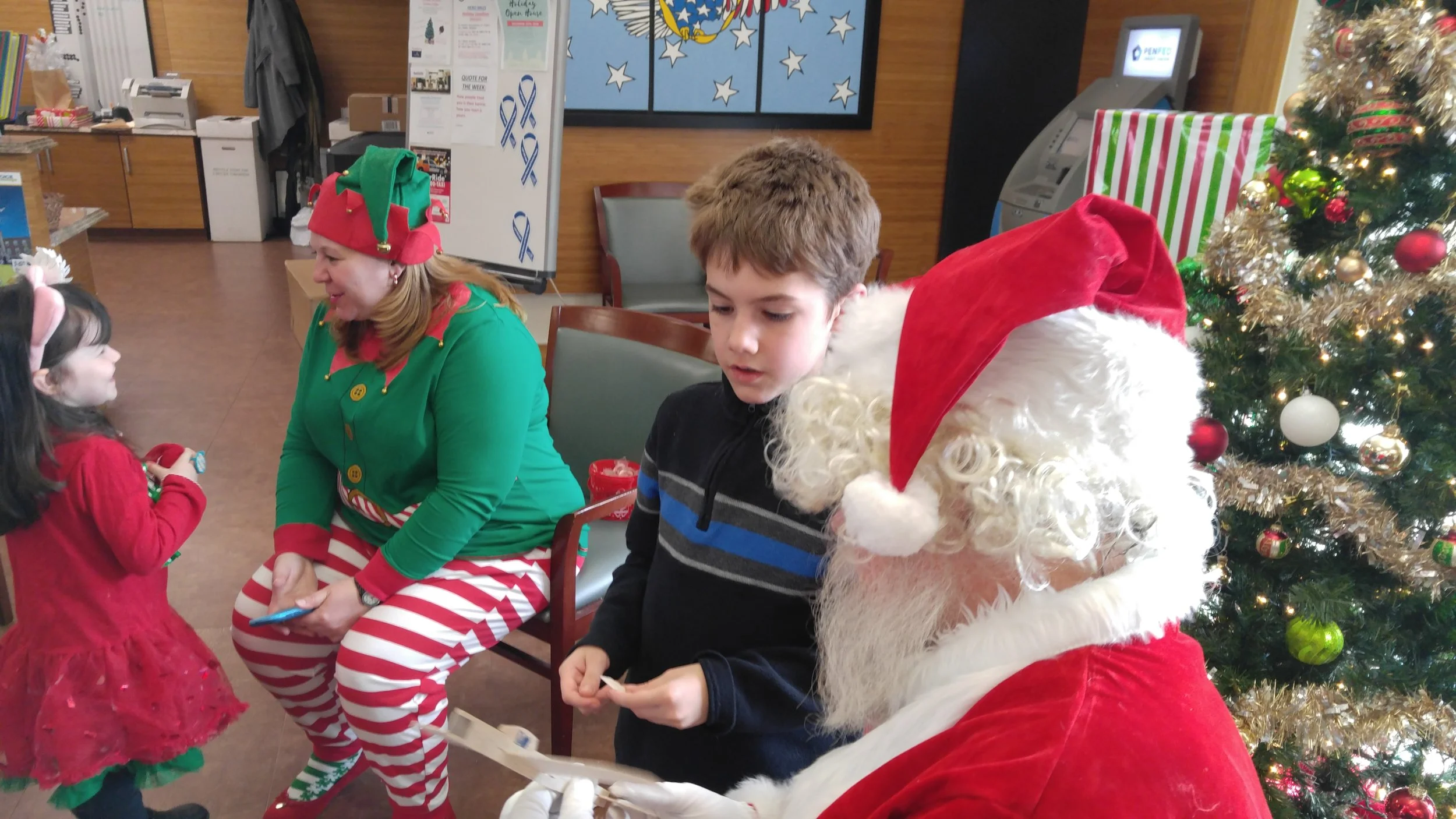 Children+with+Santa.jpg