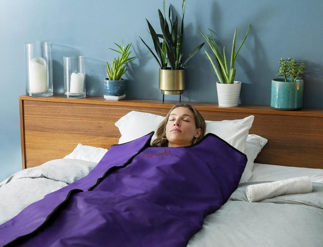 Bed-Wrap_PUrpRedBlack_1024x1024.png