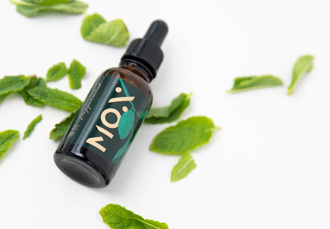 MOX_Bottle_01.jpg