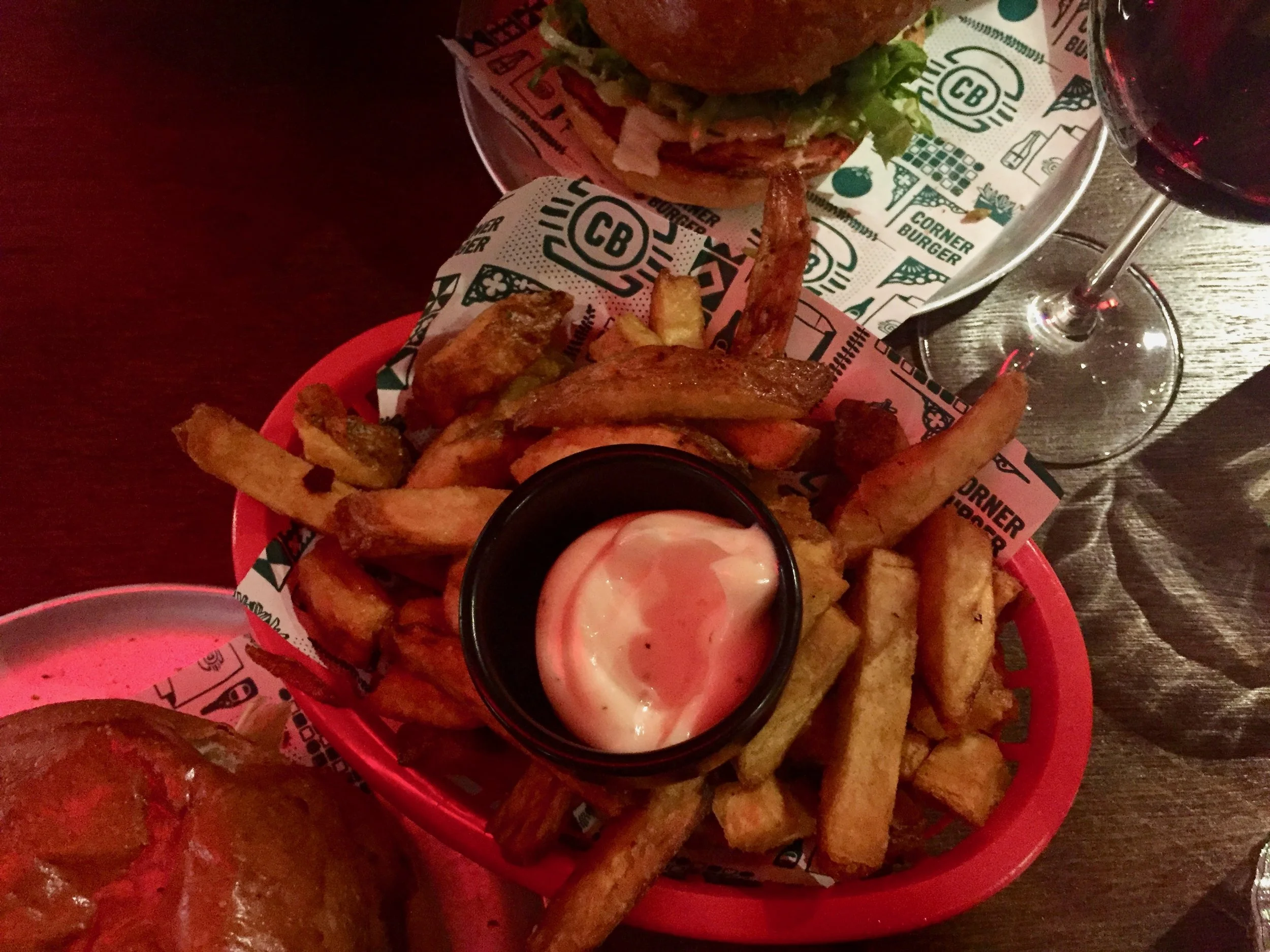 Corner Burger - 5.jpg