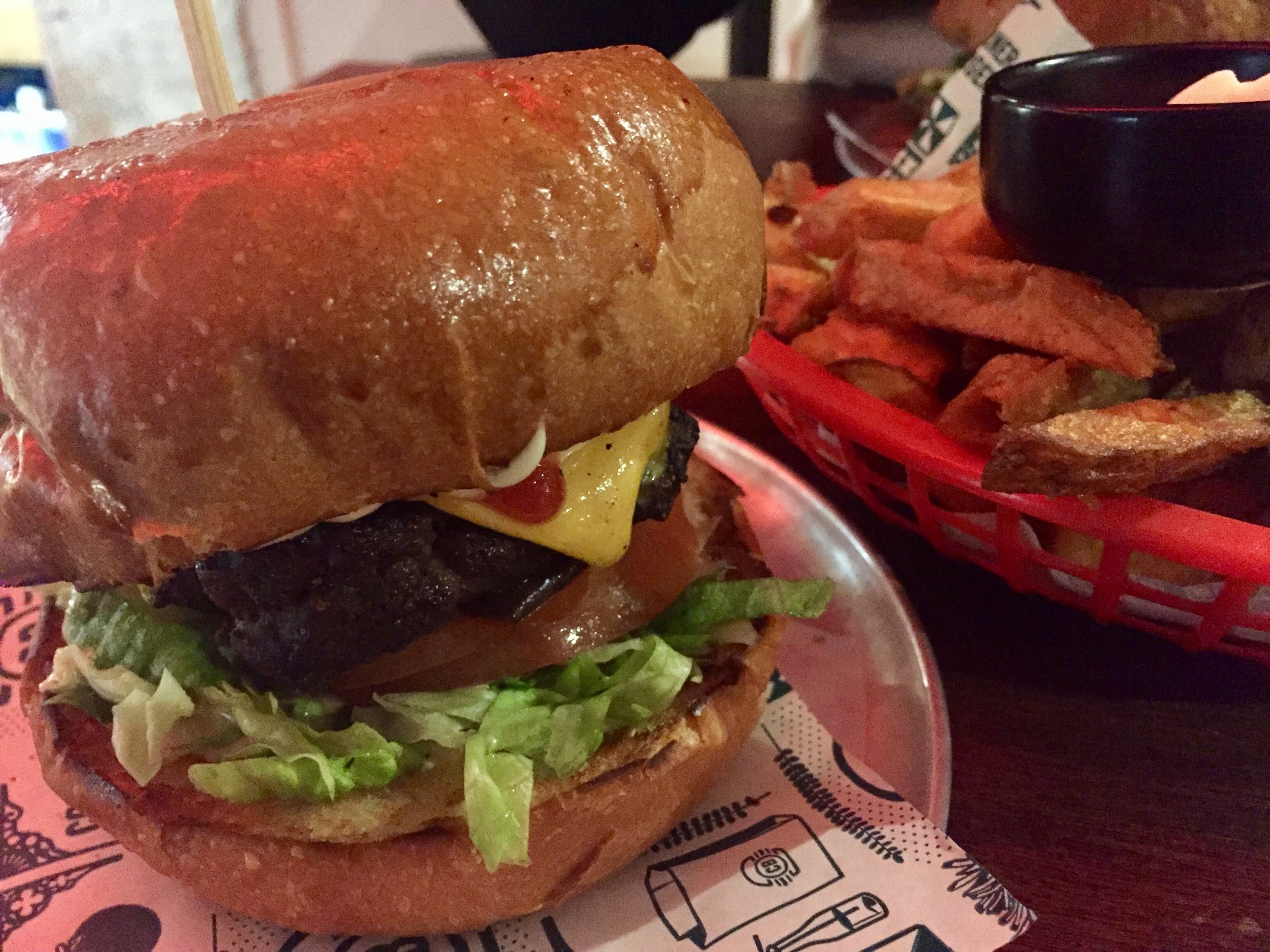 Corner Burger - 2.jpg