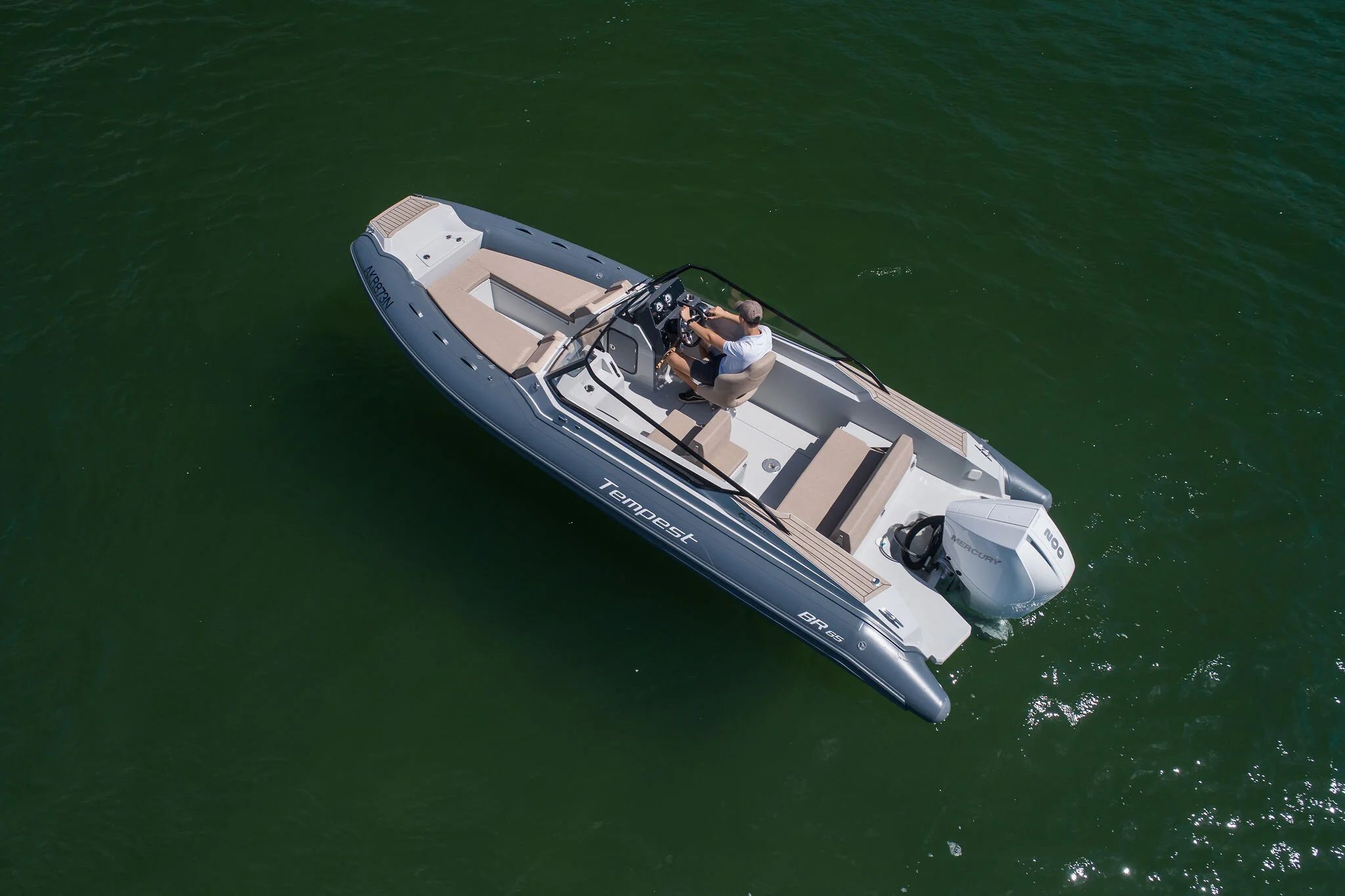 Fitted with the reliable Yamaha F250 which has always been regularly services and anti fouled, this is truely a turn key weapon with no more to spend.