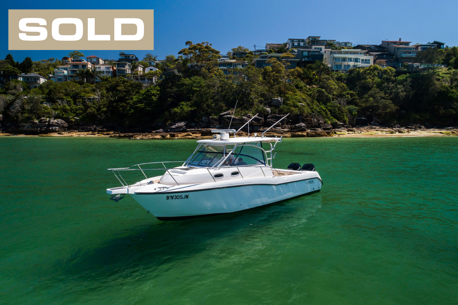 2005 Boston Whaler 305 Conquest