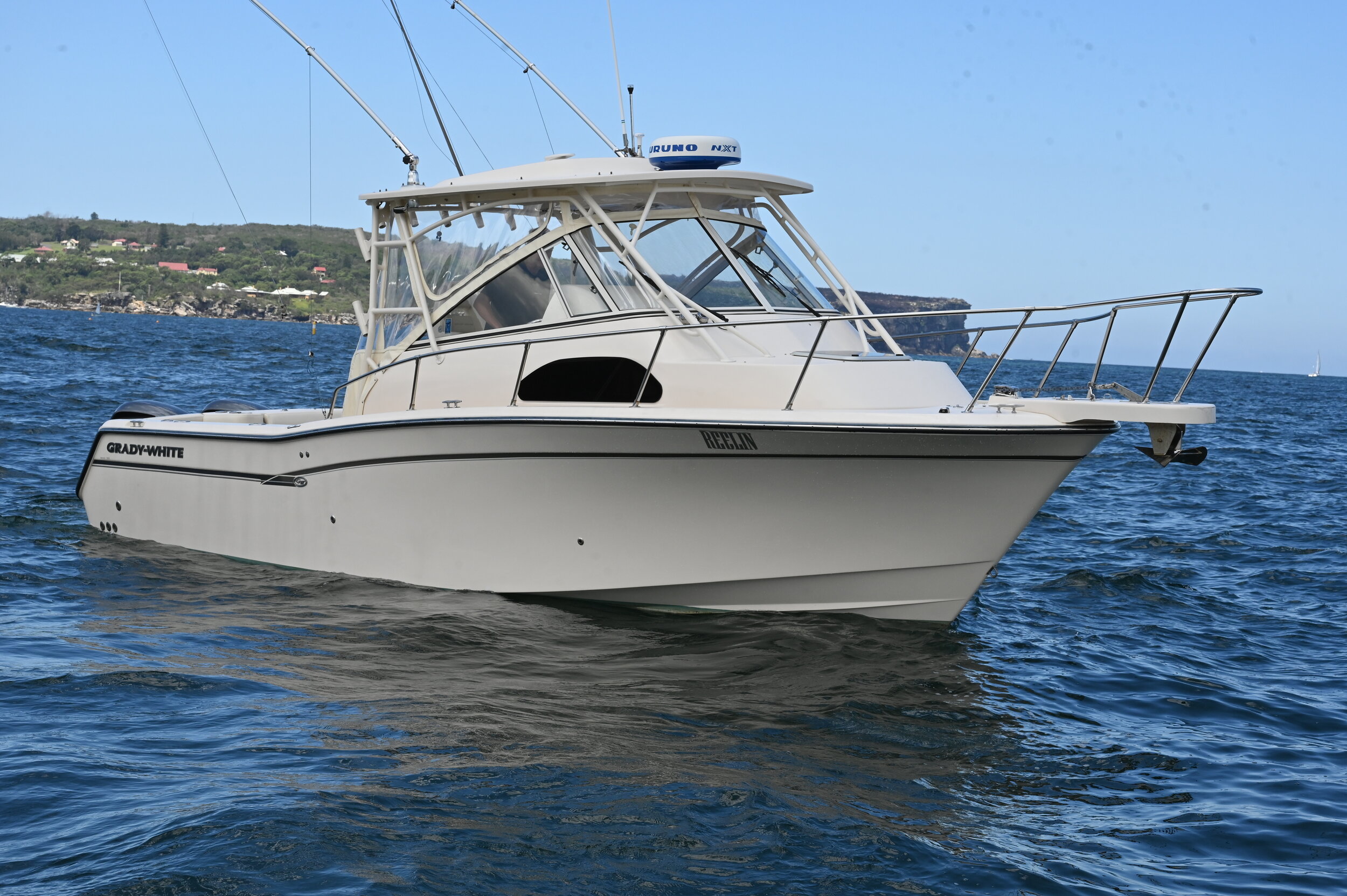 2019 Grady-White Marlin 300