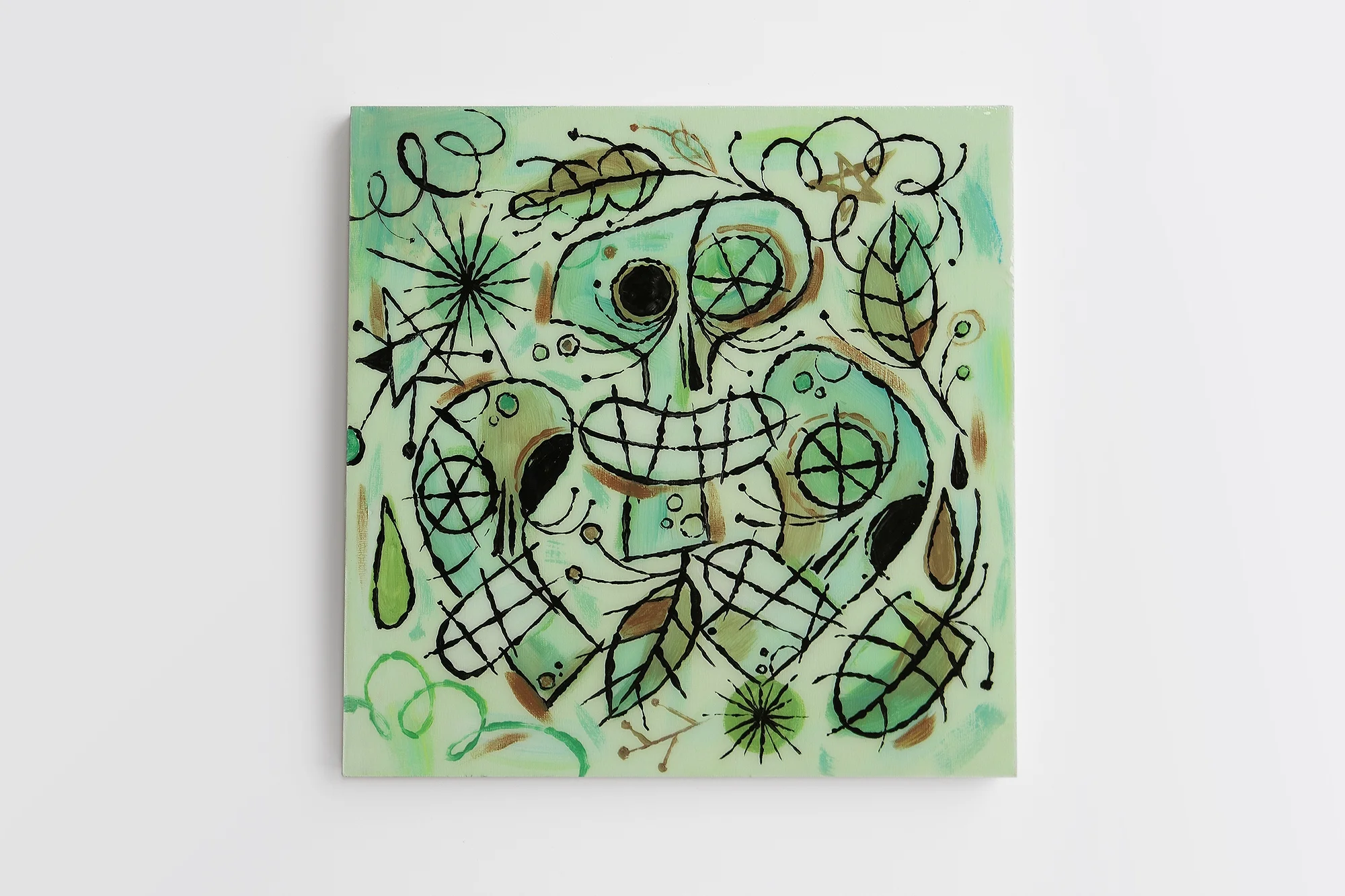 GreenSkulls01.jpg