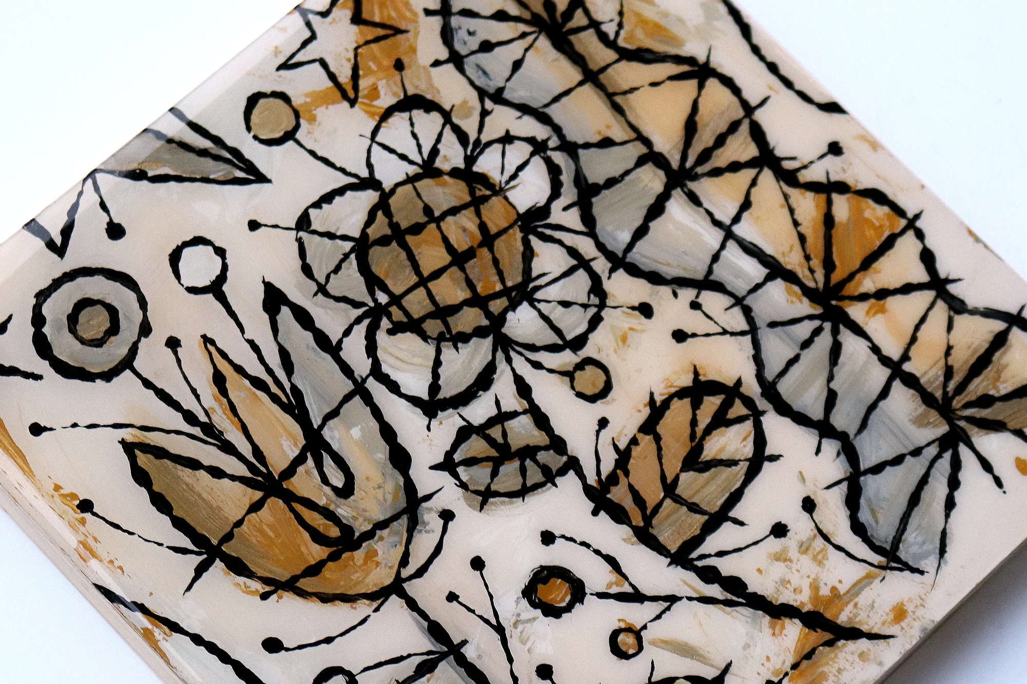 NeutralFlowers03.jpg