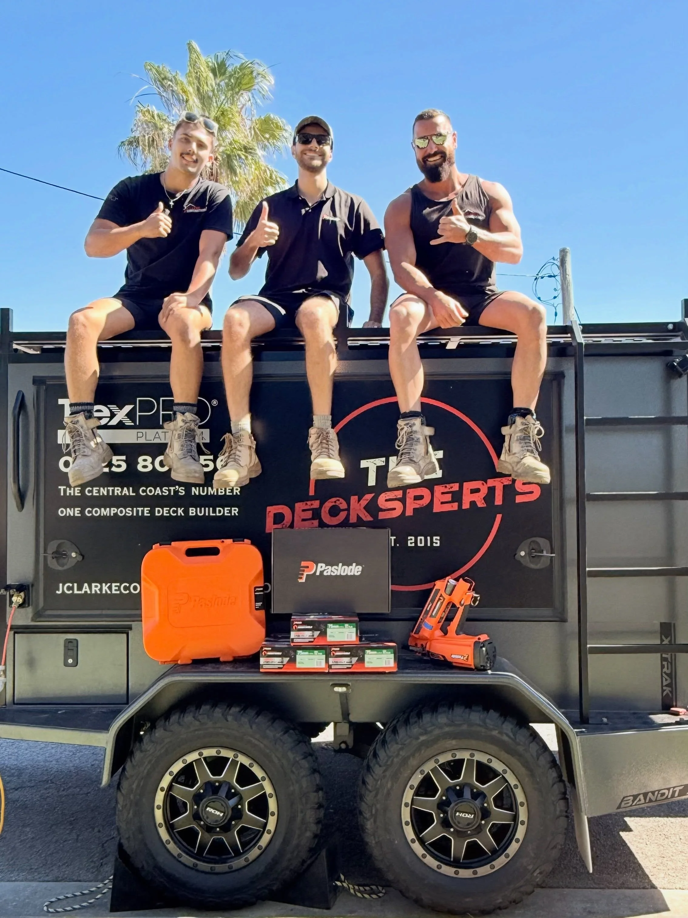 PASLODE NIGHTWOLF 🐺 

Throwing it back to the start of last month when Luke @paslode_innovation came for a visit to deliver our very own NightWolf 😮&zwj;💨

One of the sexiest looking guns I&rsquo;ve ever seen. This bad boy has been an absolute wea