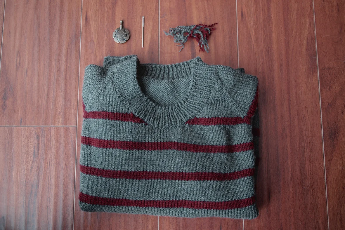 clarke-sweater_27474368729_o.jpg
