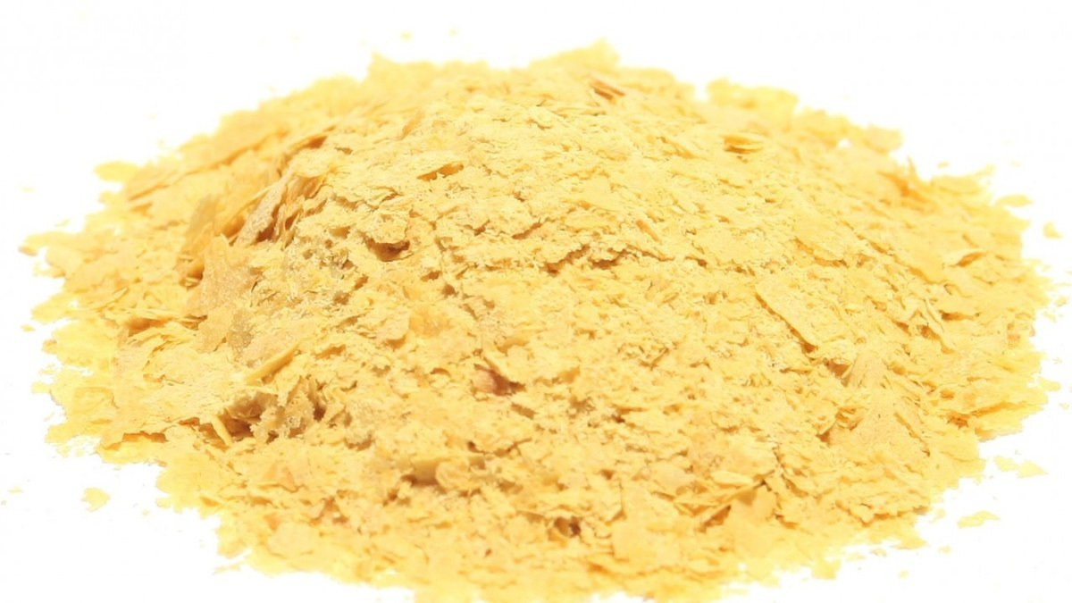 bulk-nutritional-yeast-b12-flakes.jpg