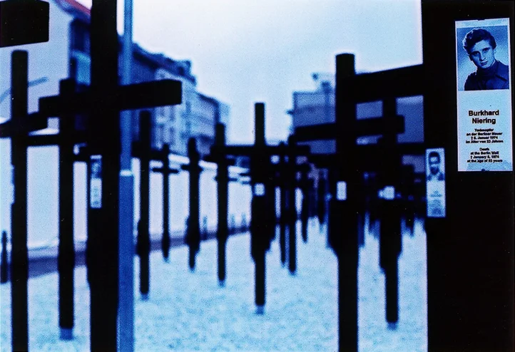a001.jpg