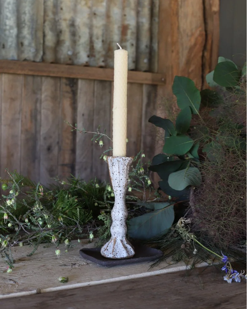 clay-beehive-rustic-candle-holder-dunmore-shoppe-festive-gift-guide-2.png