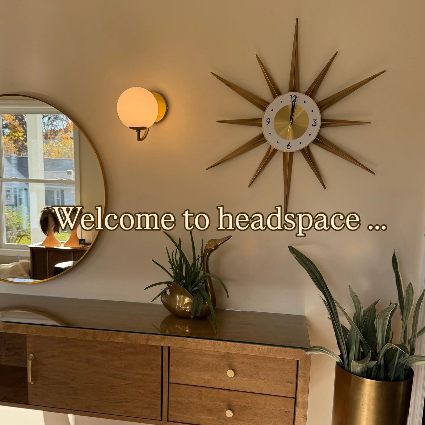 We have a lot of new friends here so we thought we'd reintroduce ourselves! We are headspace... 
✨ A wig parlor offering full service wig sales, customization &amp; light repairs
✨ A luxury headspa offering 30,60 &amp; 90 minute scalp treatments
✨ A 