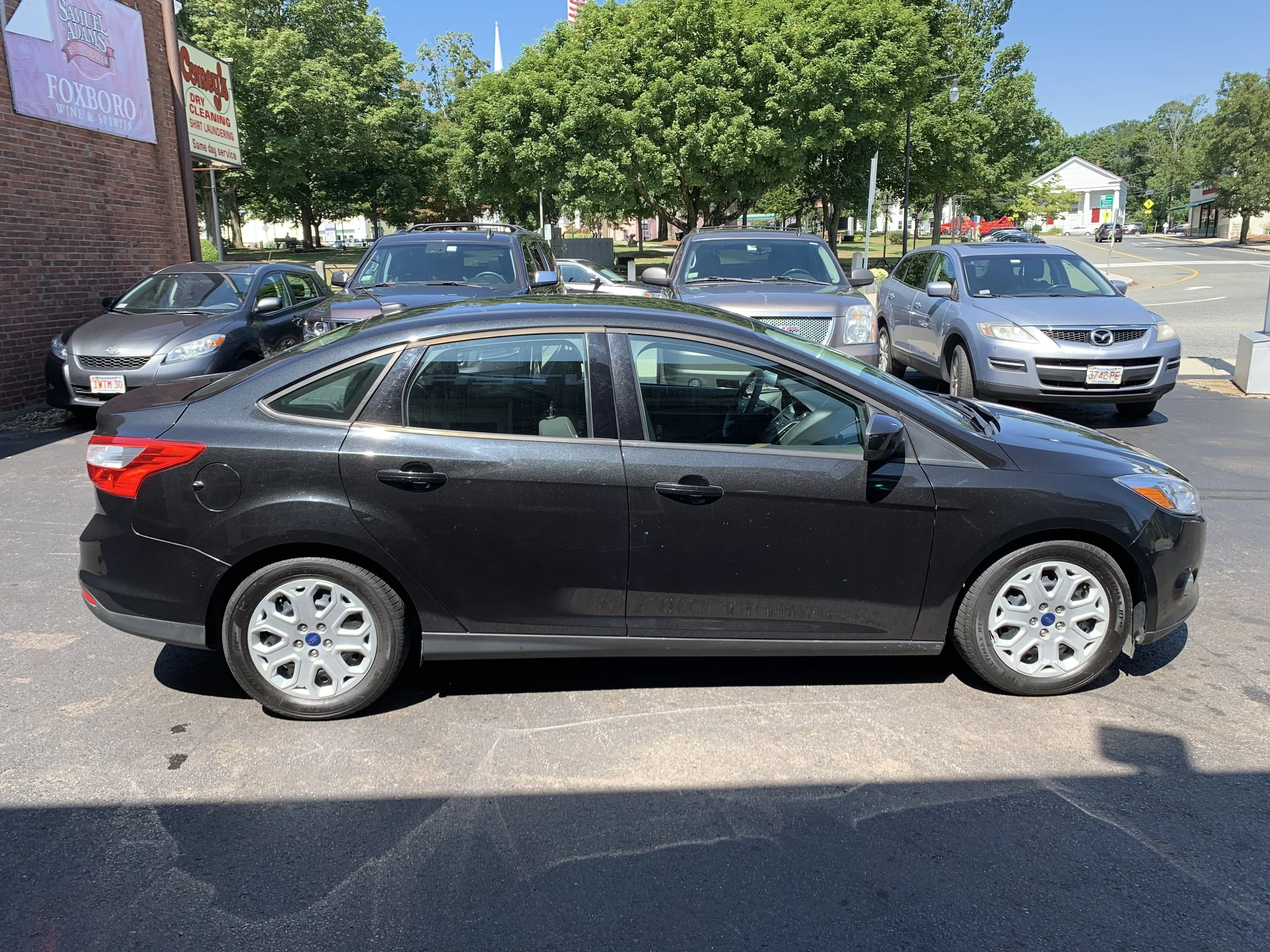 2012 Ford Focus Right Side.jpg