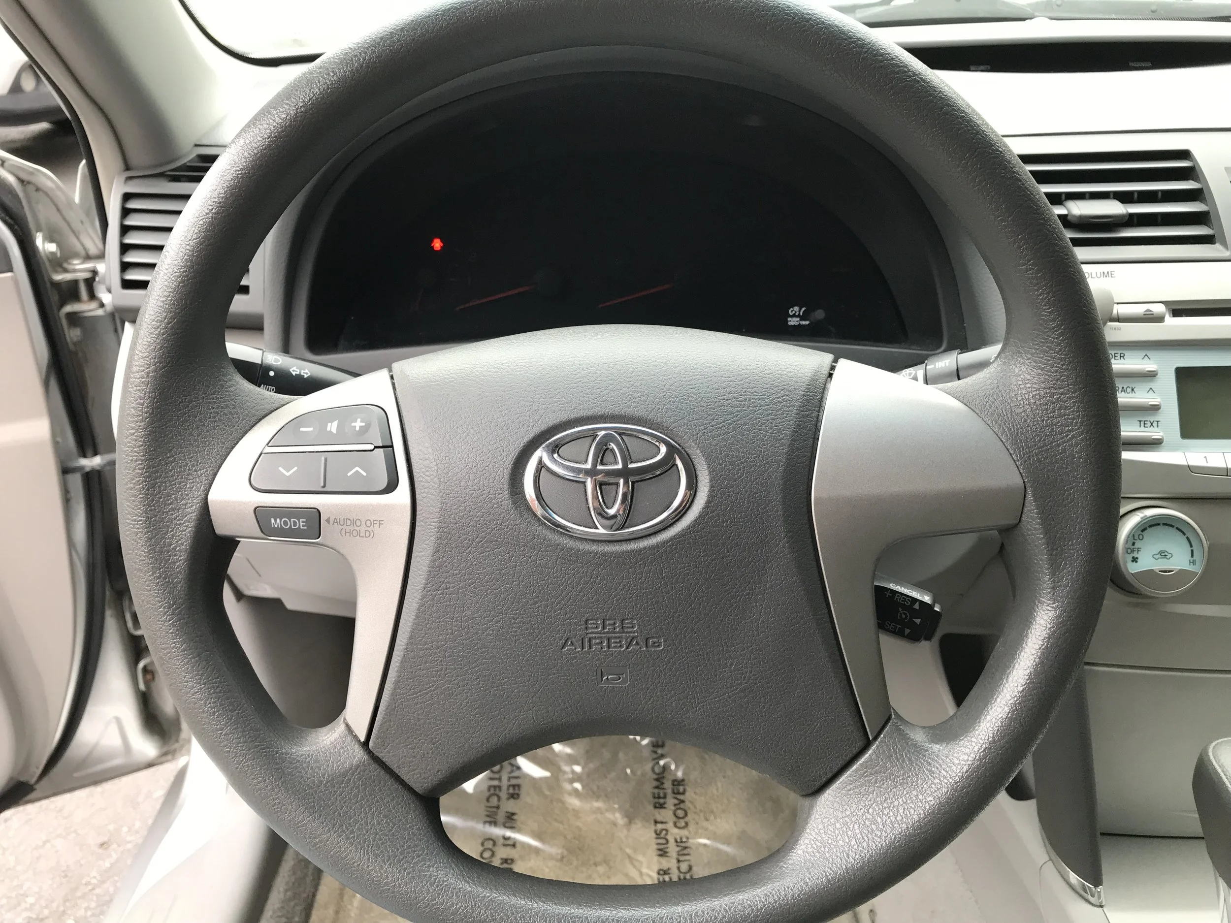 08 Camry Steering Wheel.jpg