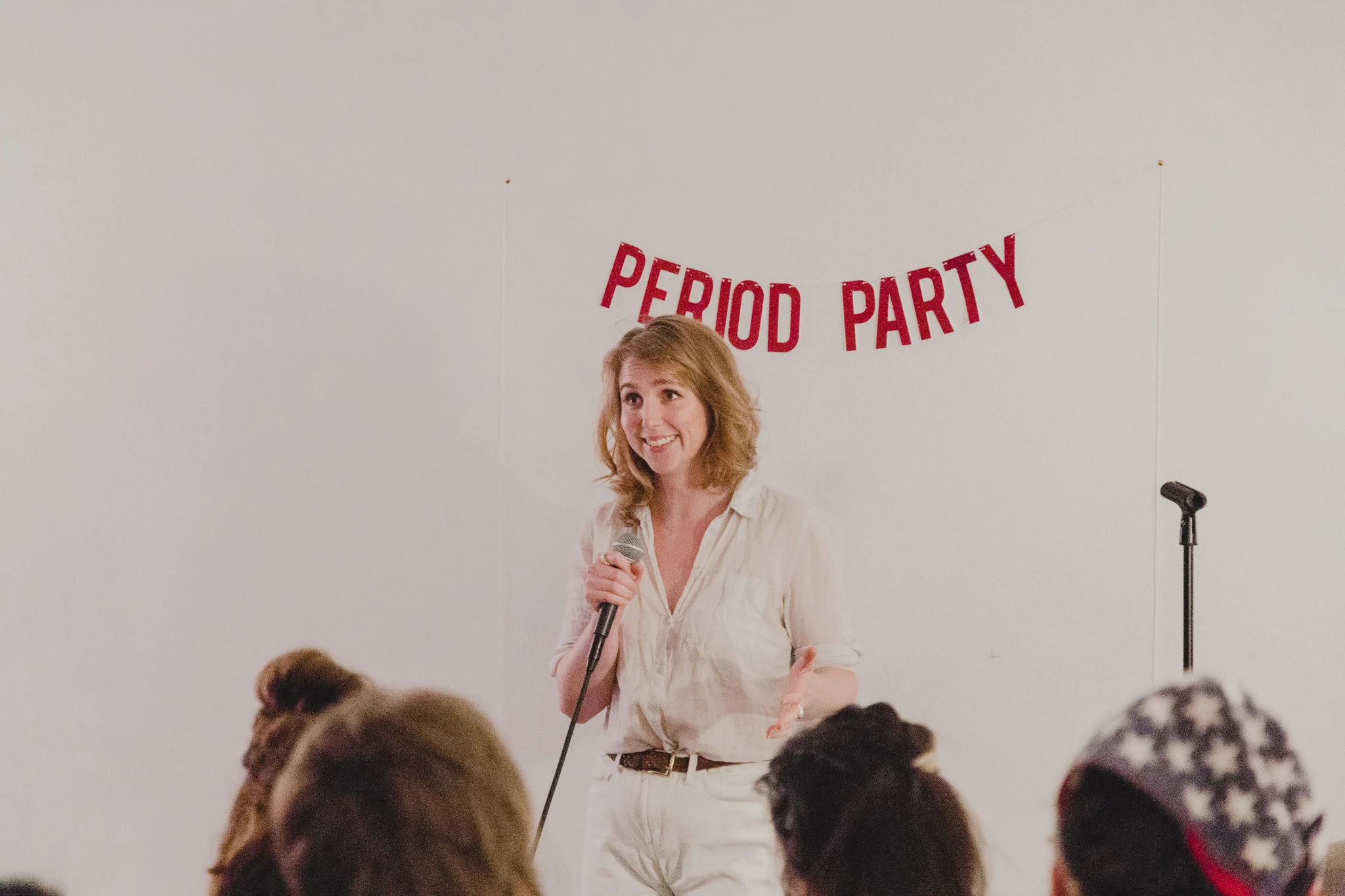 periodparty-reading-photobybridgetbadore-8386.jpg