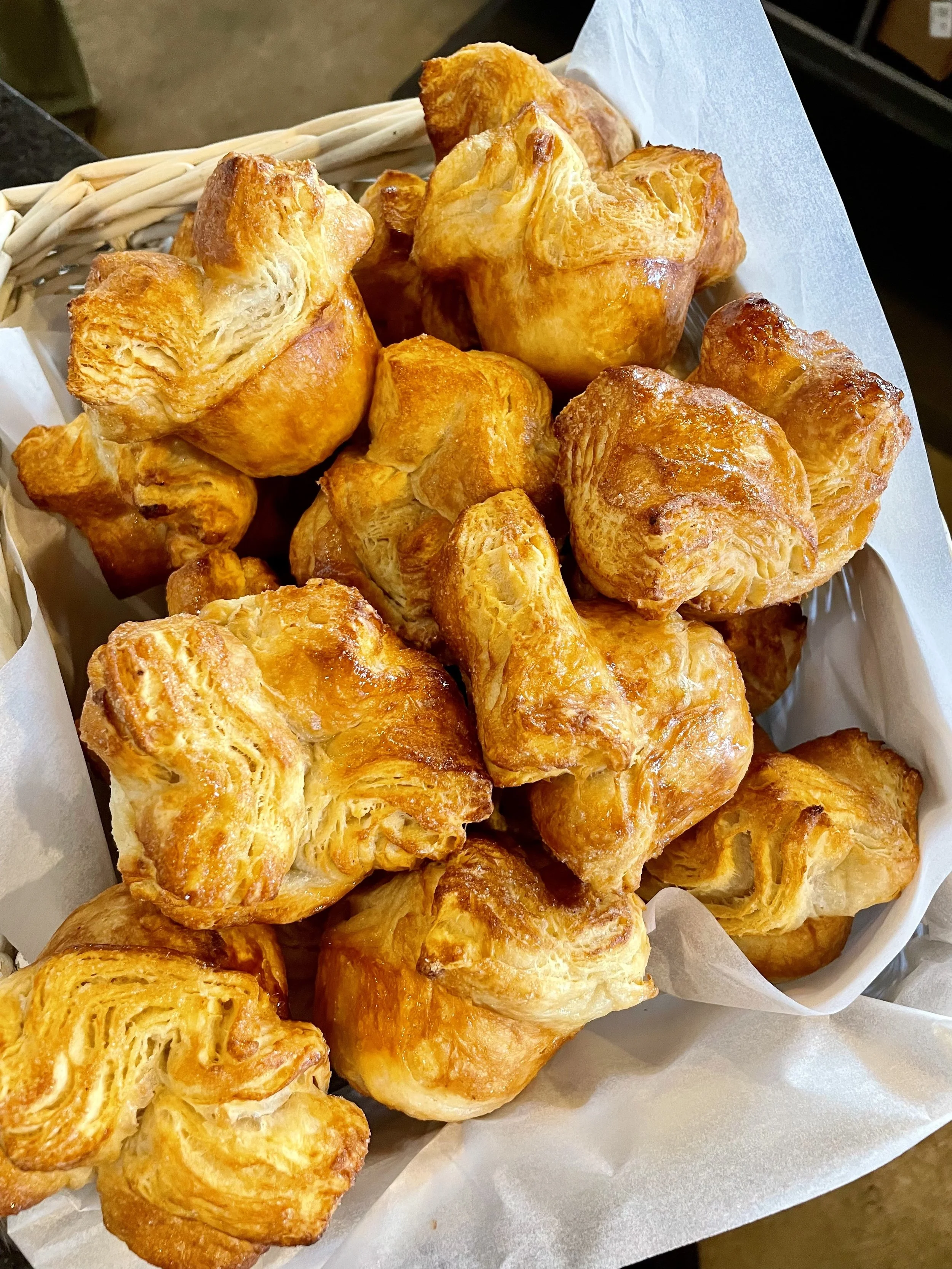 Kouign-amann croissant muffins