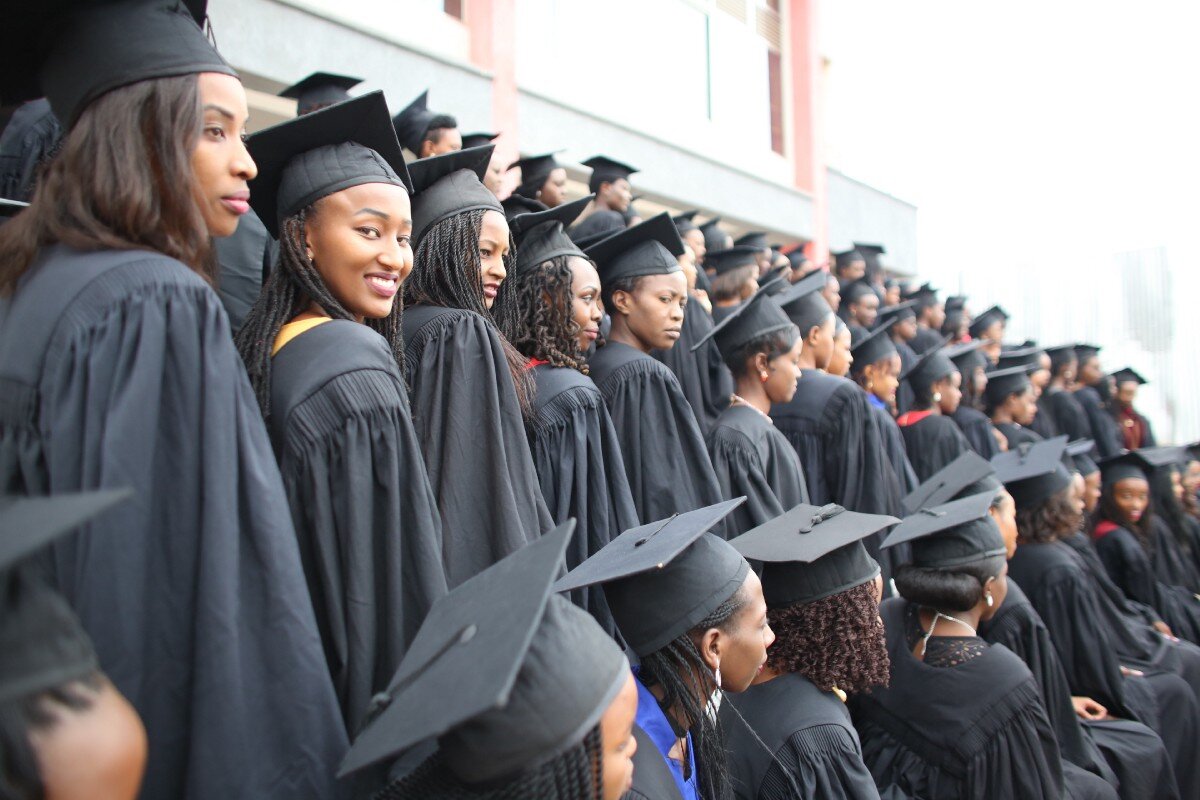 How does a Women’s Institute function within a Co-ed College?