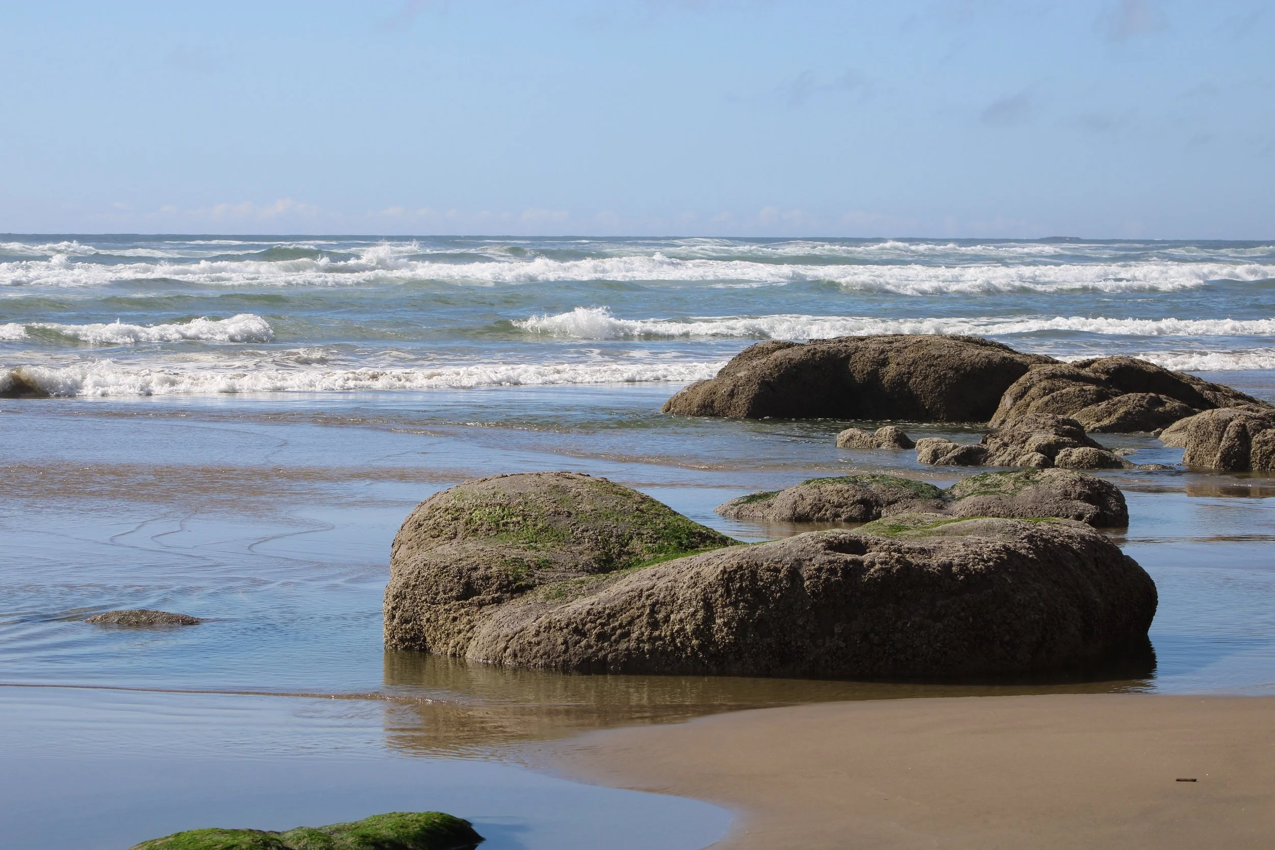Rocks during low tide at hug point