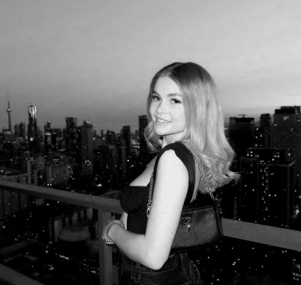   TikTok  (74k)   Contact  