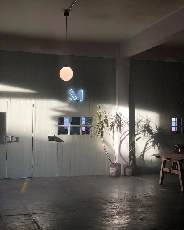If only all of us could work in a beautiful environment making beautiful things. ⁣
&laquo;⁣⁣
⁣⁣⁣⁣⁣⁣
#ifonly⁣⁣
#bkDesigner ⁣⁣
#beautifulthings
#lametropolitana⁣ ⁣⁣⁣⁣⁣⁣
⁣⁣⁣⁣⁣⁣
#tsixto#officespace#officedesign#interior #sodomino #workspace#interiorstyli