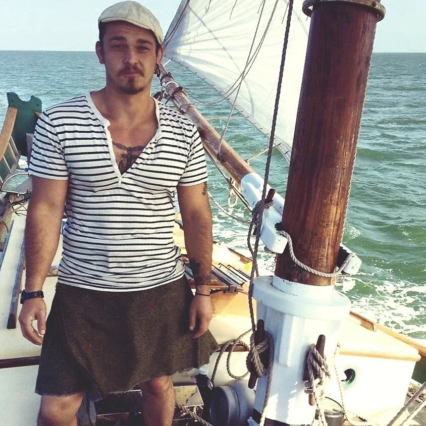 8 Bells - Luc McSweeney Mahue