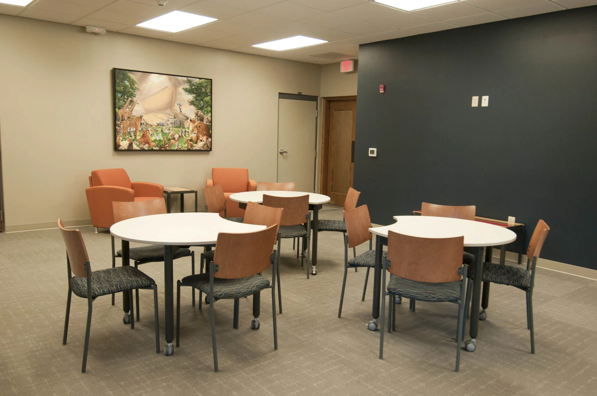 Lobby-seperate-w-Mural.jpg