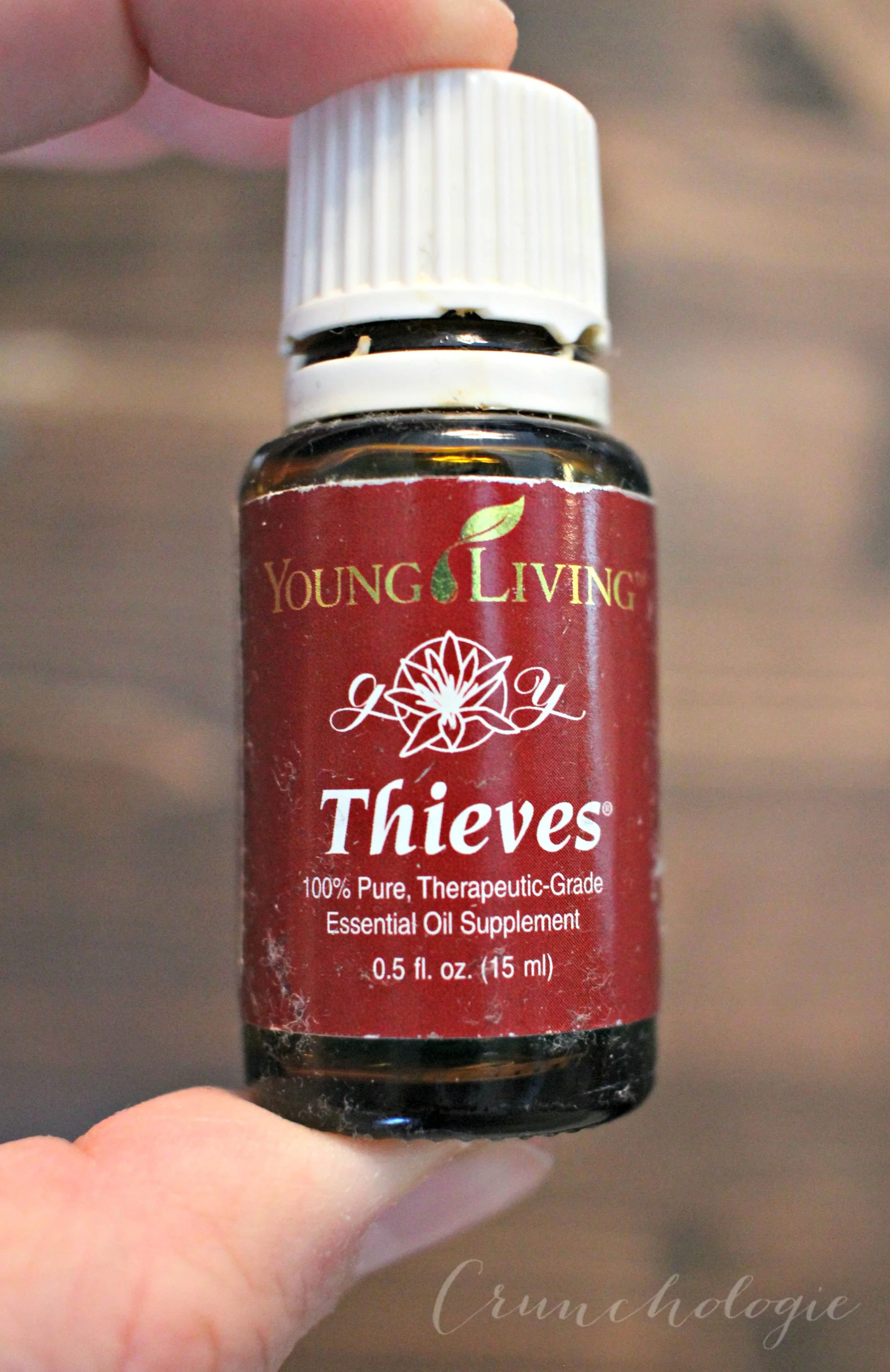 Thieves Essential Oil