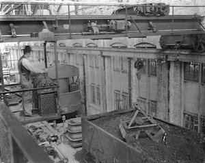 Cab operated outdoor EOT crane