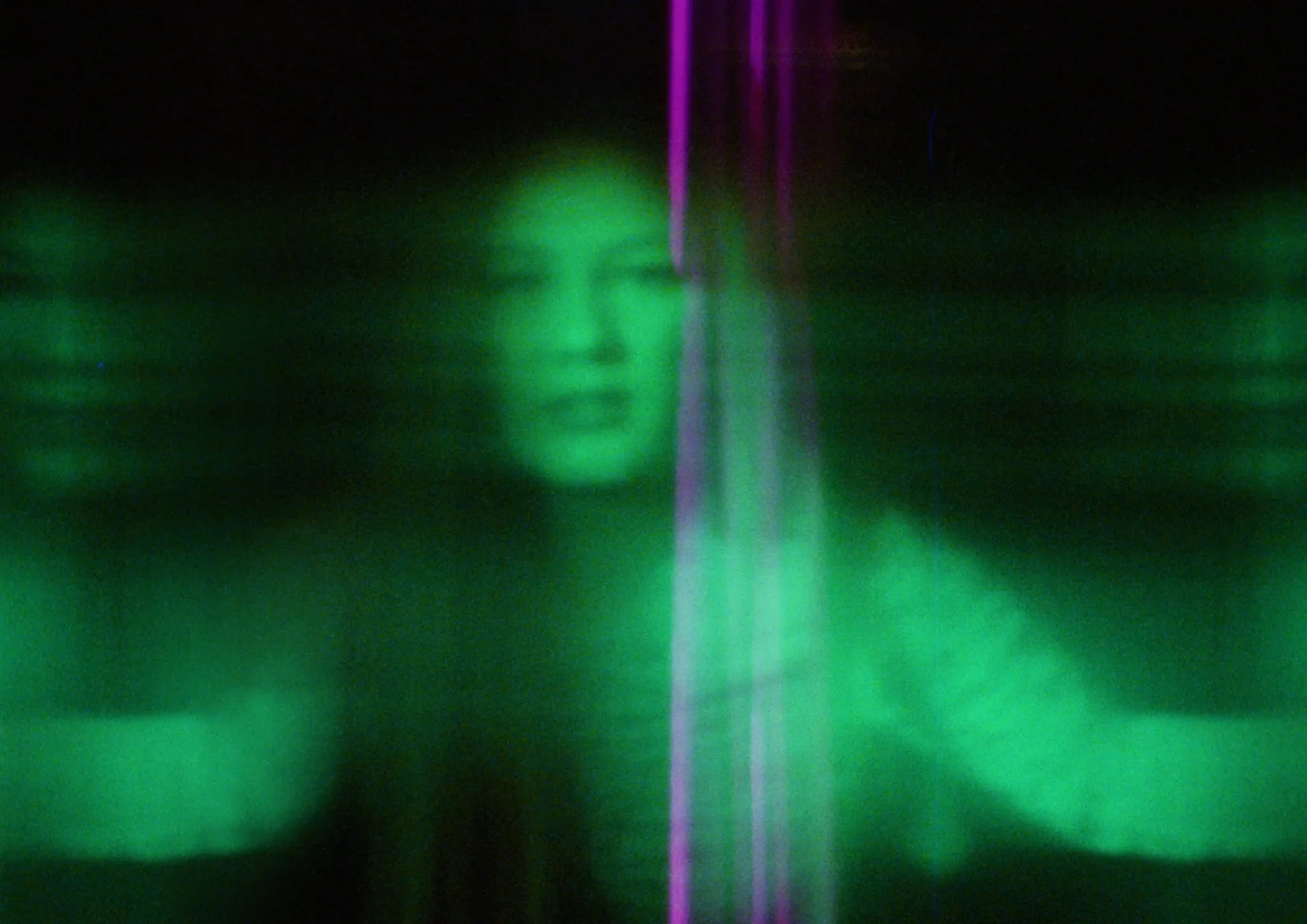 BLUR EDIT V2.2 H.264.00_02_17_02.Still004.jpg