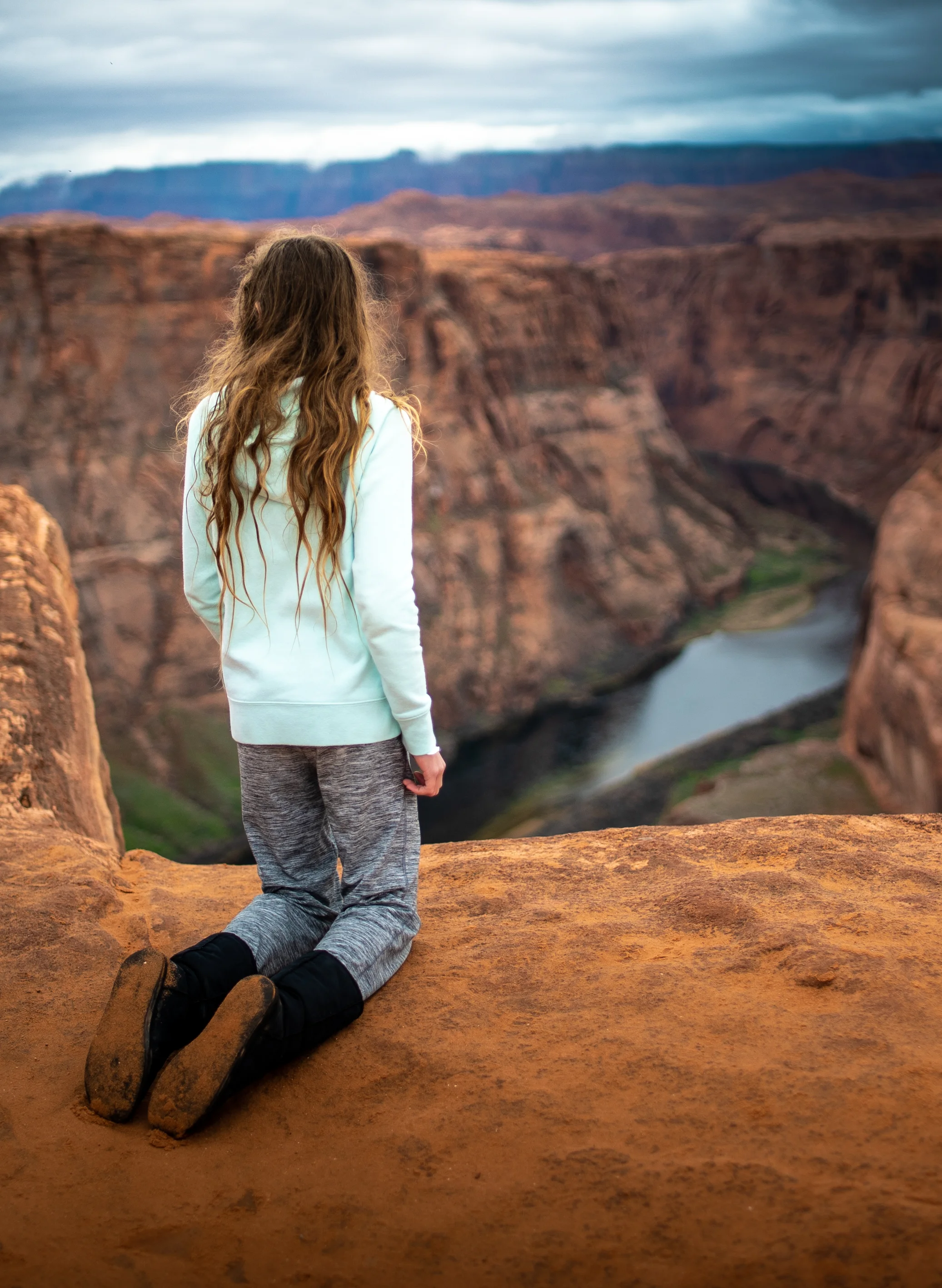 I found this exceptionally interesting. This young girl sat on her knees for 10 minutes. She sat silent, looked up and down the canyon. She was one of the only humans there that I didn’t see on a cell phone. I hope she takes something greater away from Horseshoe Bend, and develops a deep application for our wild places.