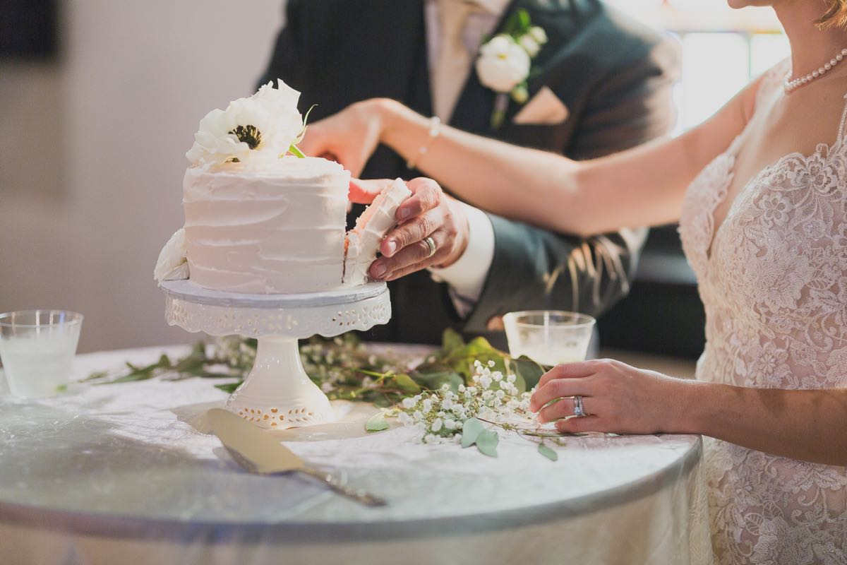 cake wedding cutting 