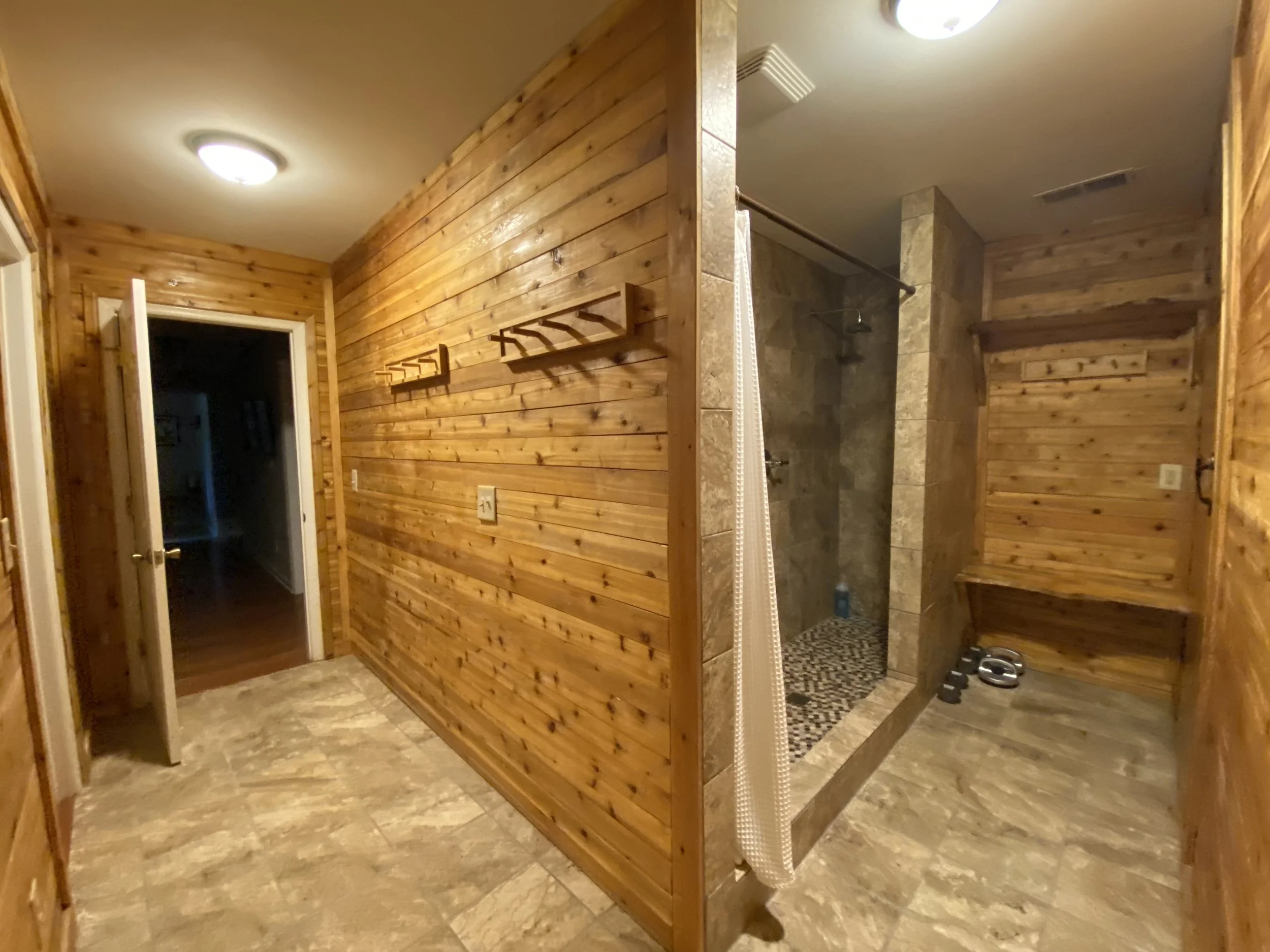 LLBh sauna and shower.JPG