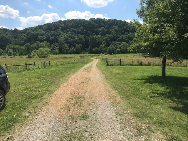 Ranch road to BEF.JPG