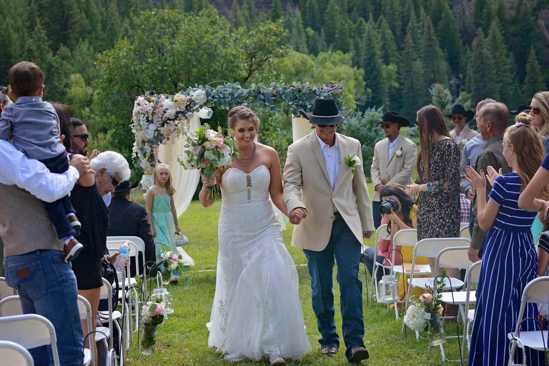 Mountain Colorado rustic wedding 