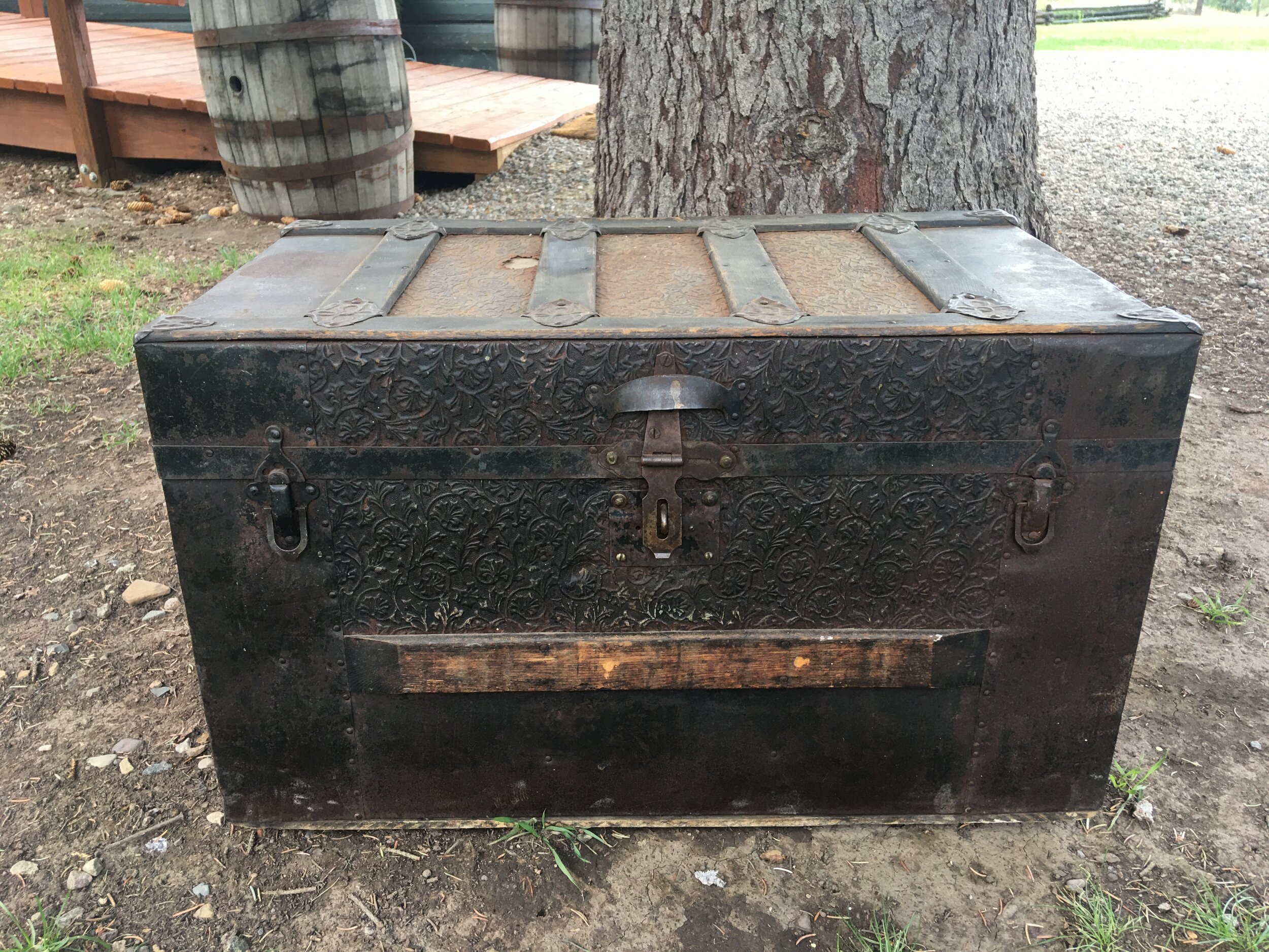Antique steamer trunk 
