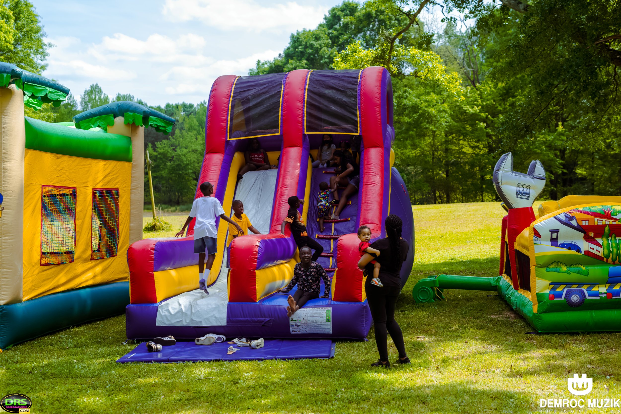 COOLER & KITES FAMILY FUNDAY PARTY 2022.jpg