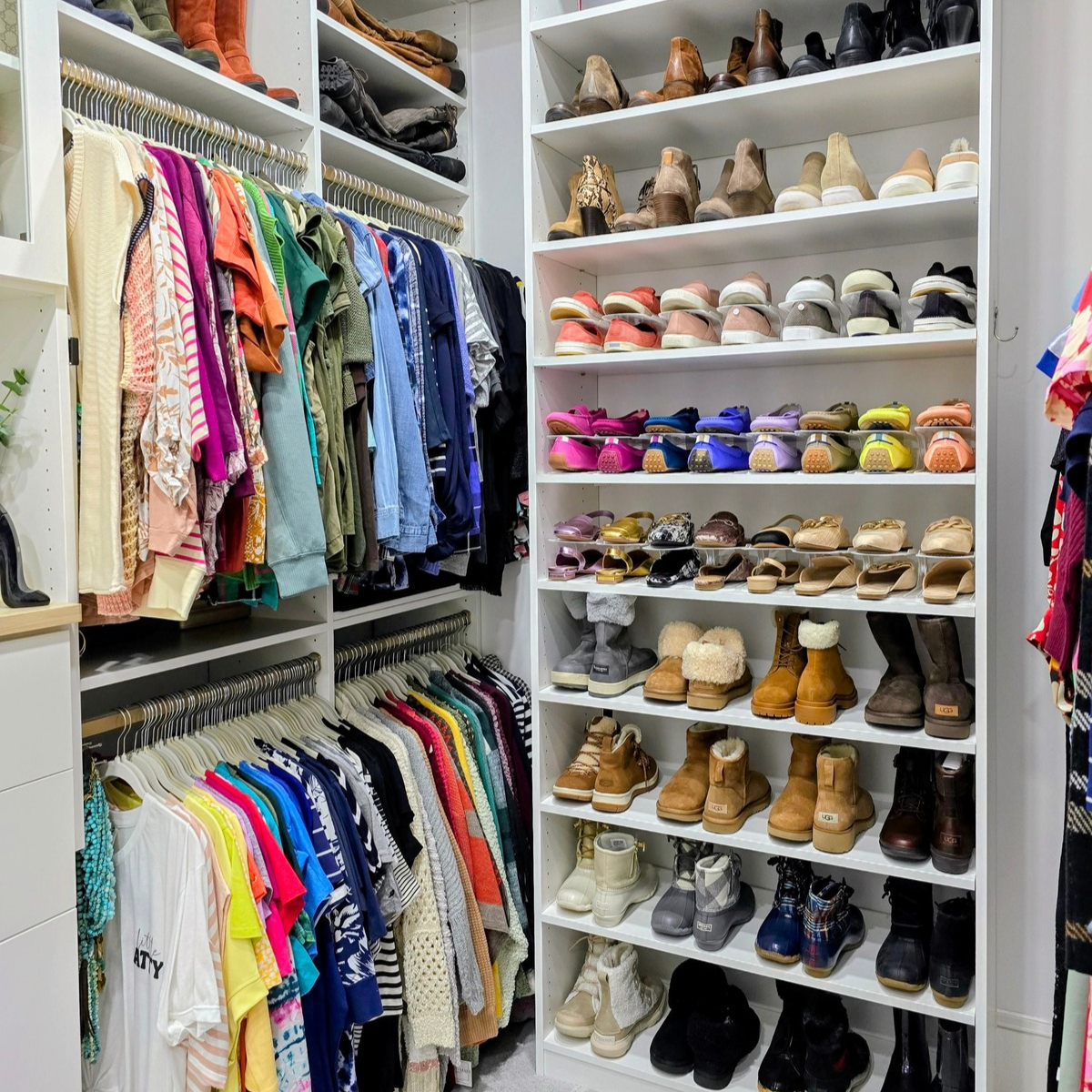 clean organized closet clothes shoes