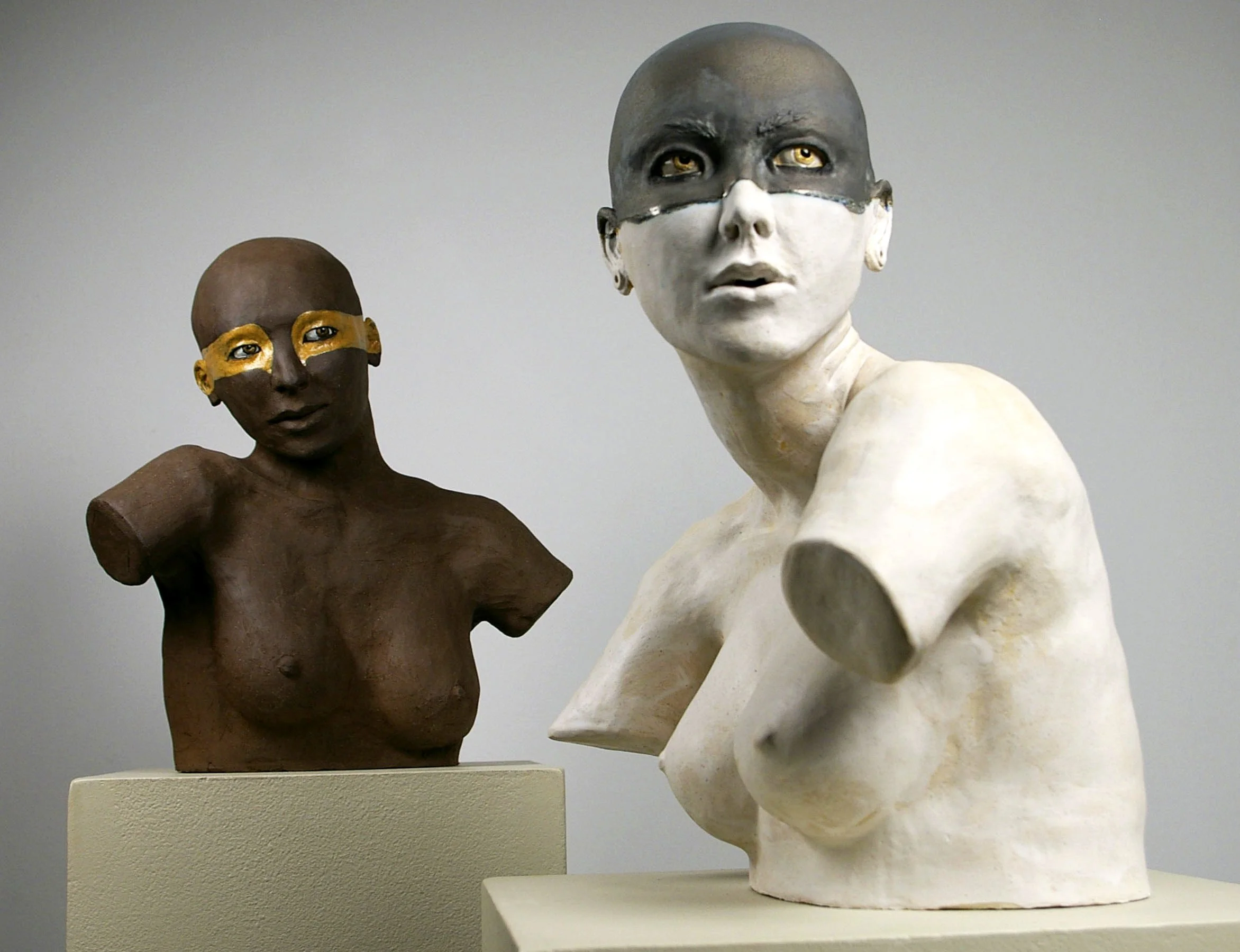     BFA,  G. Heaney — Two Figures&nbsp;      Earthenware. 14" x 20" x 8", 2012     