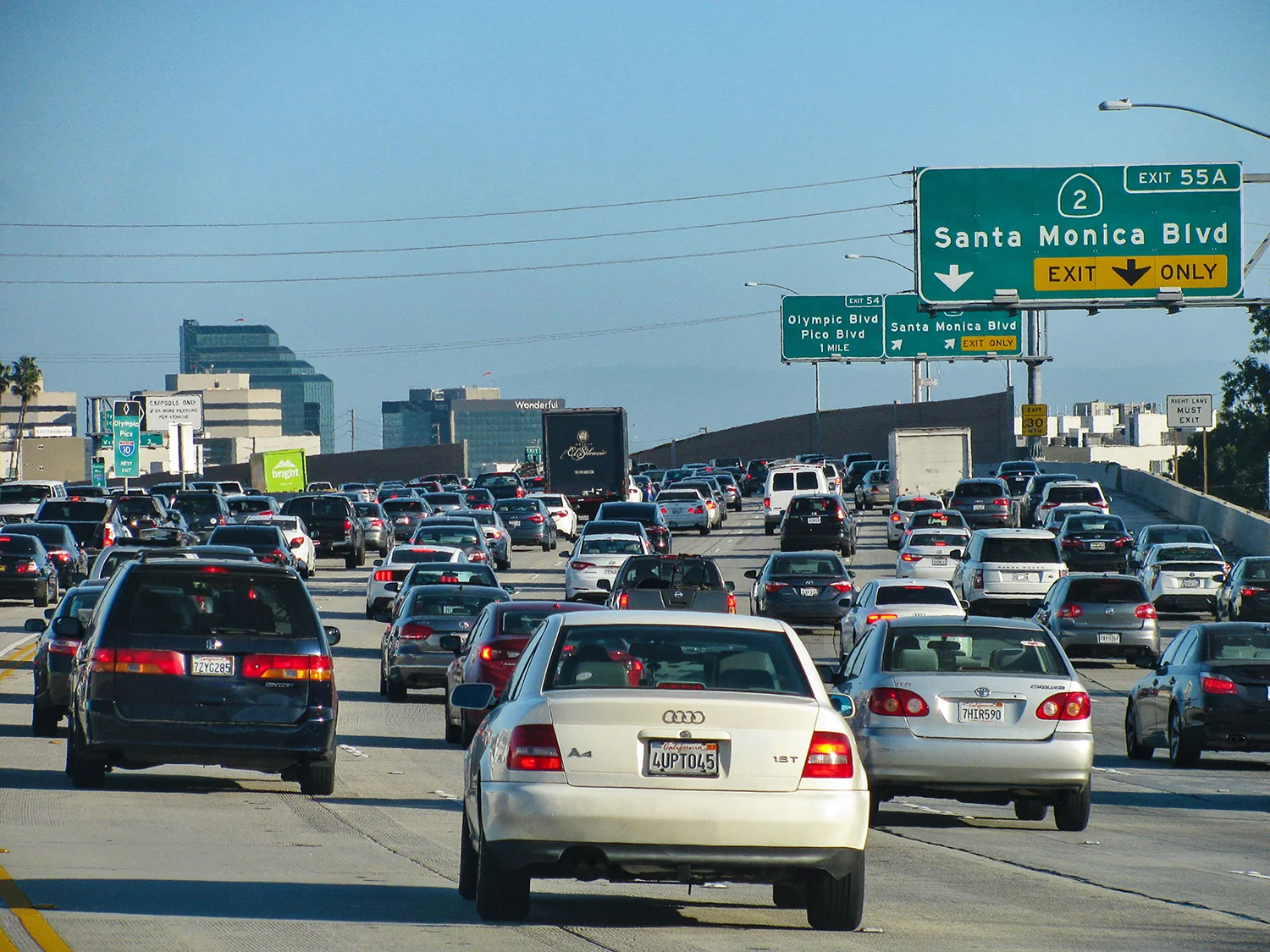 traffic-scene.jpg