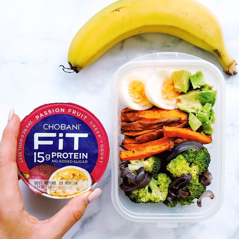 yoghurt-lunchbox-banana-vegetables-healthy