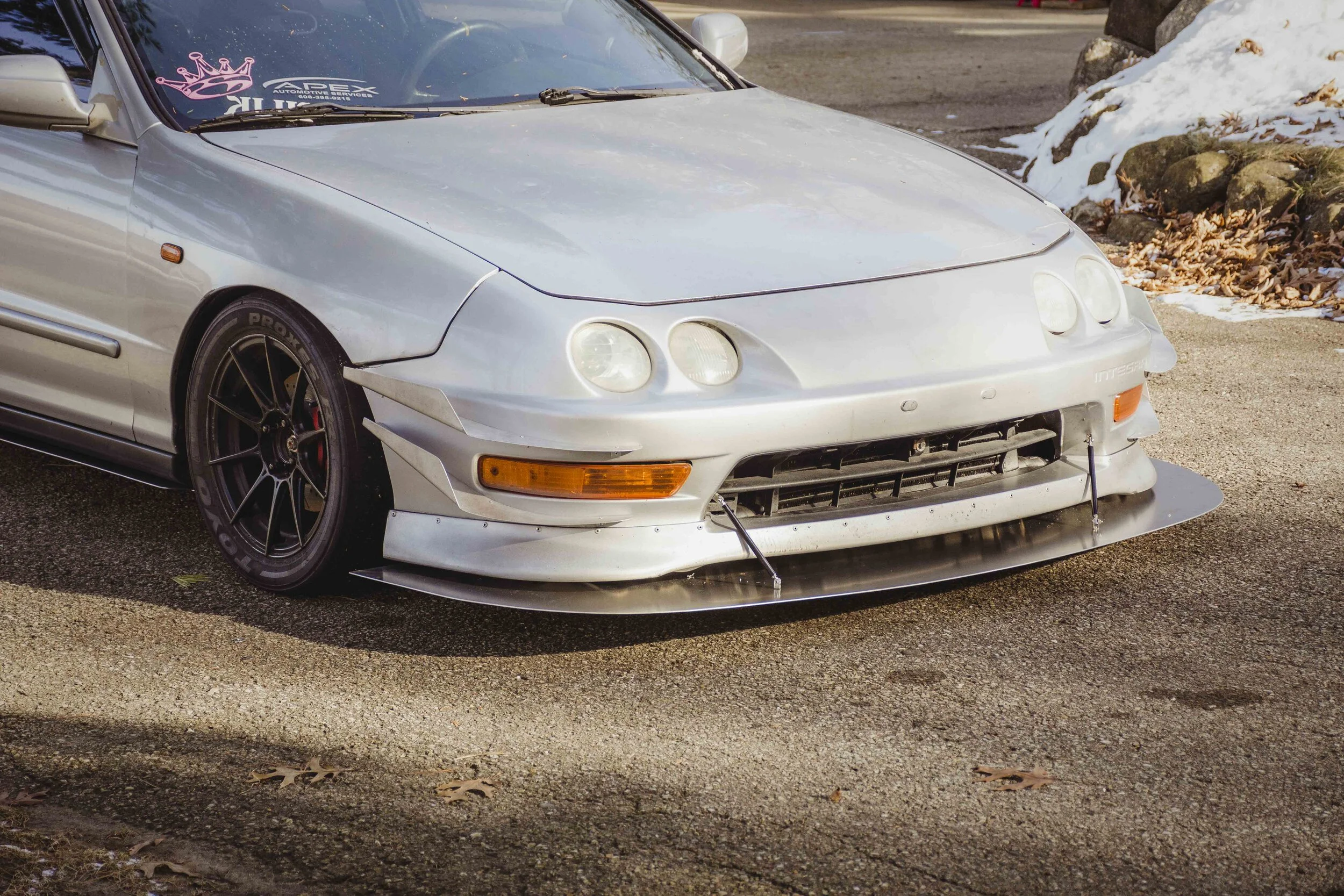 V.1 Acura Integra Chassis Mounted Full Splitter