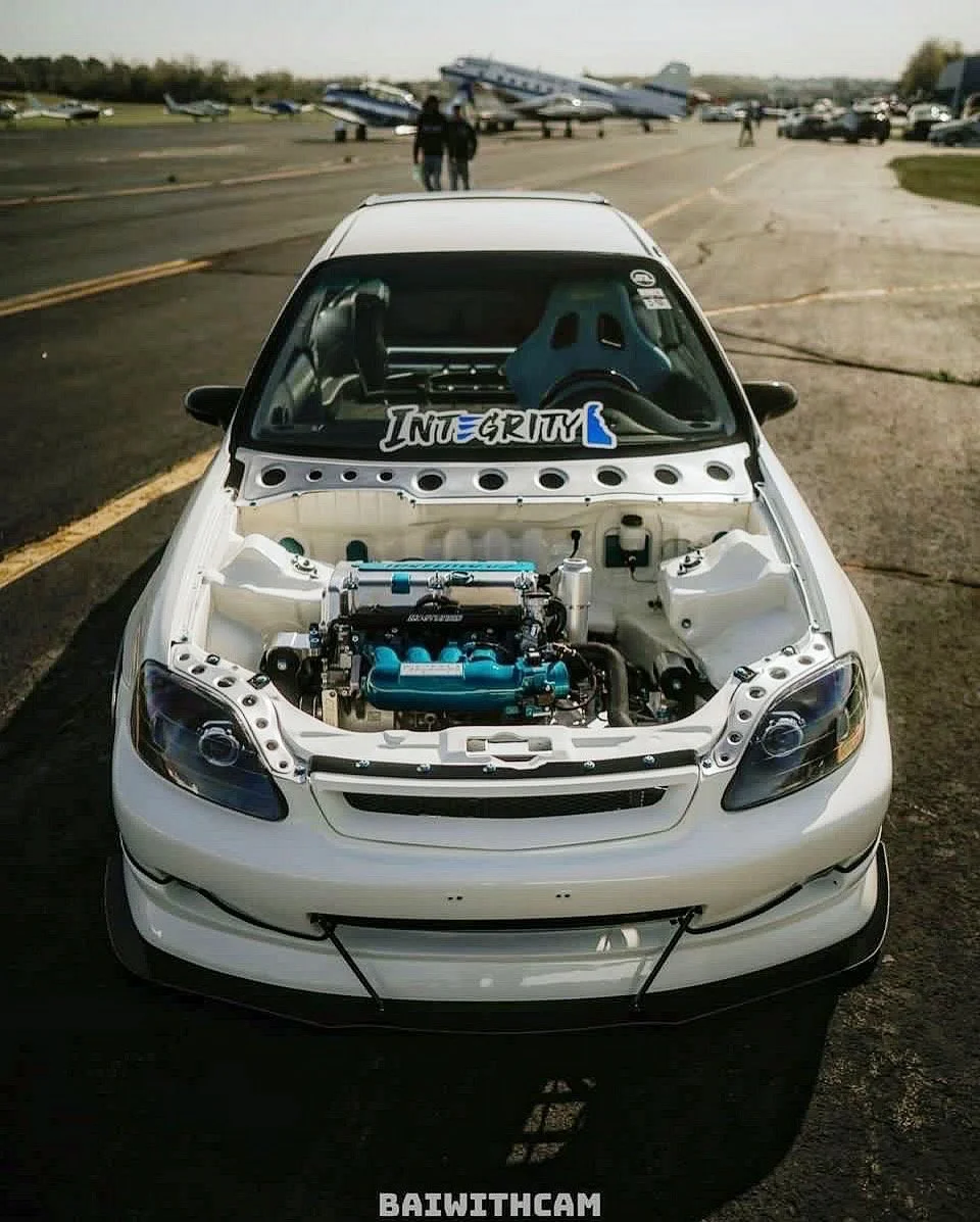 Honda Civic Ek (96-00) - Wiper Cowl