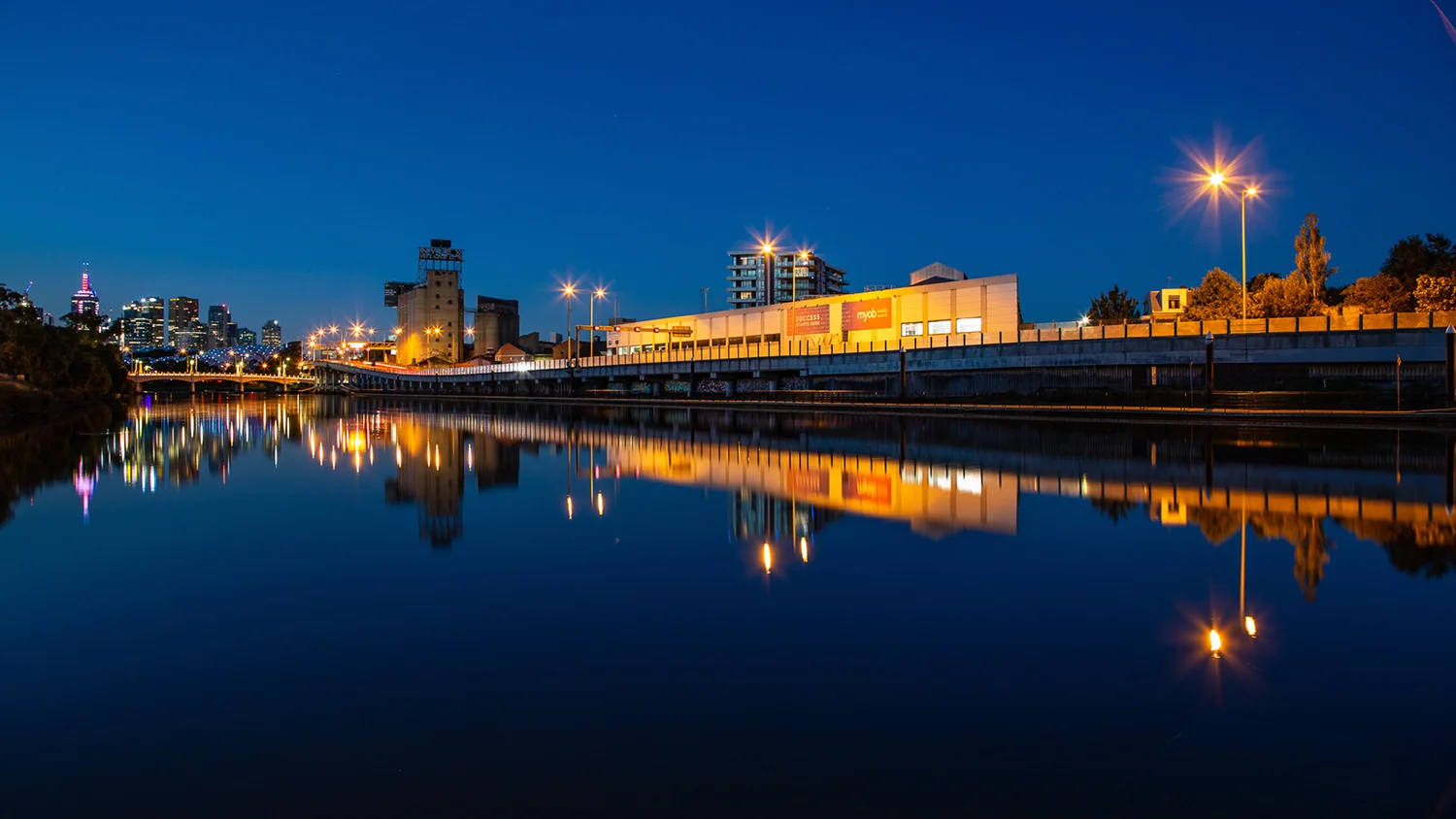 Scapes_Yarra View_Tony FitzGerald_Agr_DPI Merit